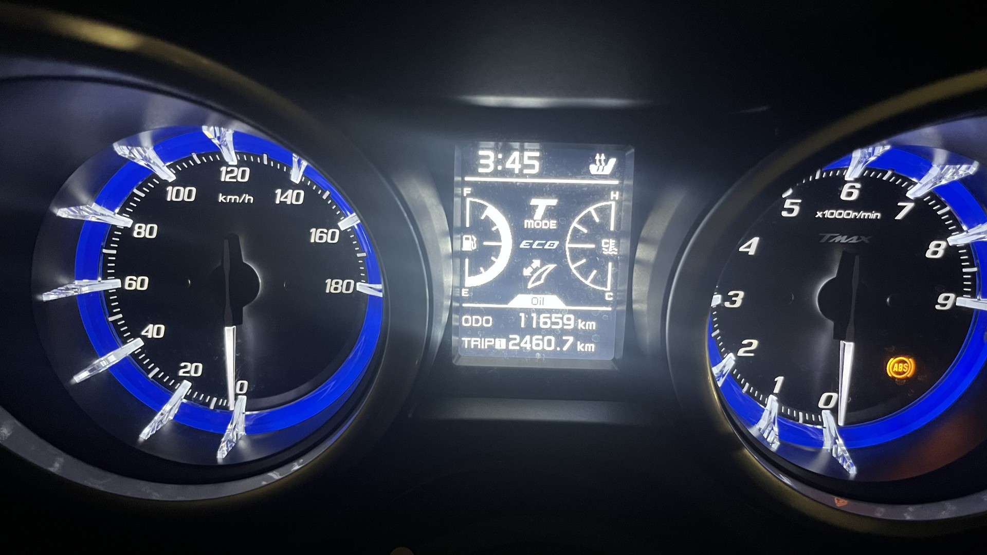 YAMAHA T-MAX XP 530 DX ABS-image-6