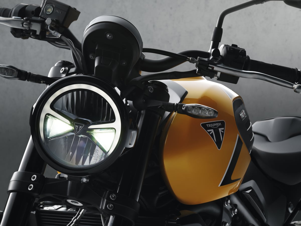 TRIUMPH TRIUMPH TRIDENT 660-image-10