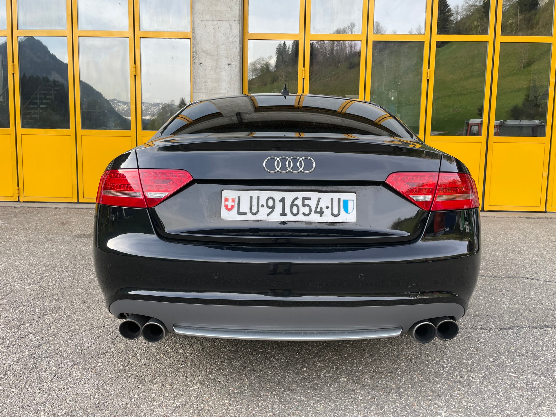 AUDI S5 Coupé 4.2 FSI quattro tiptronic-image-4