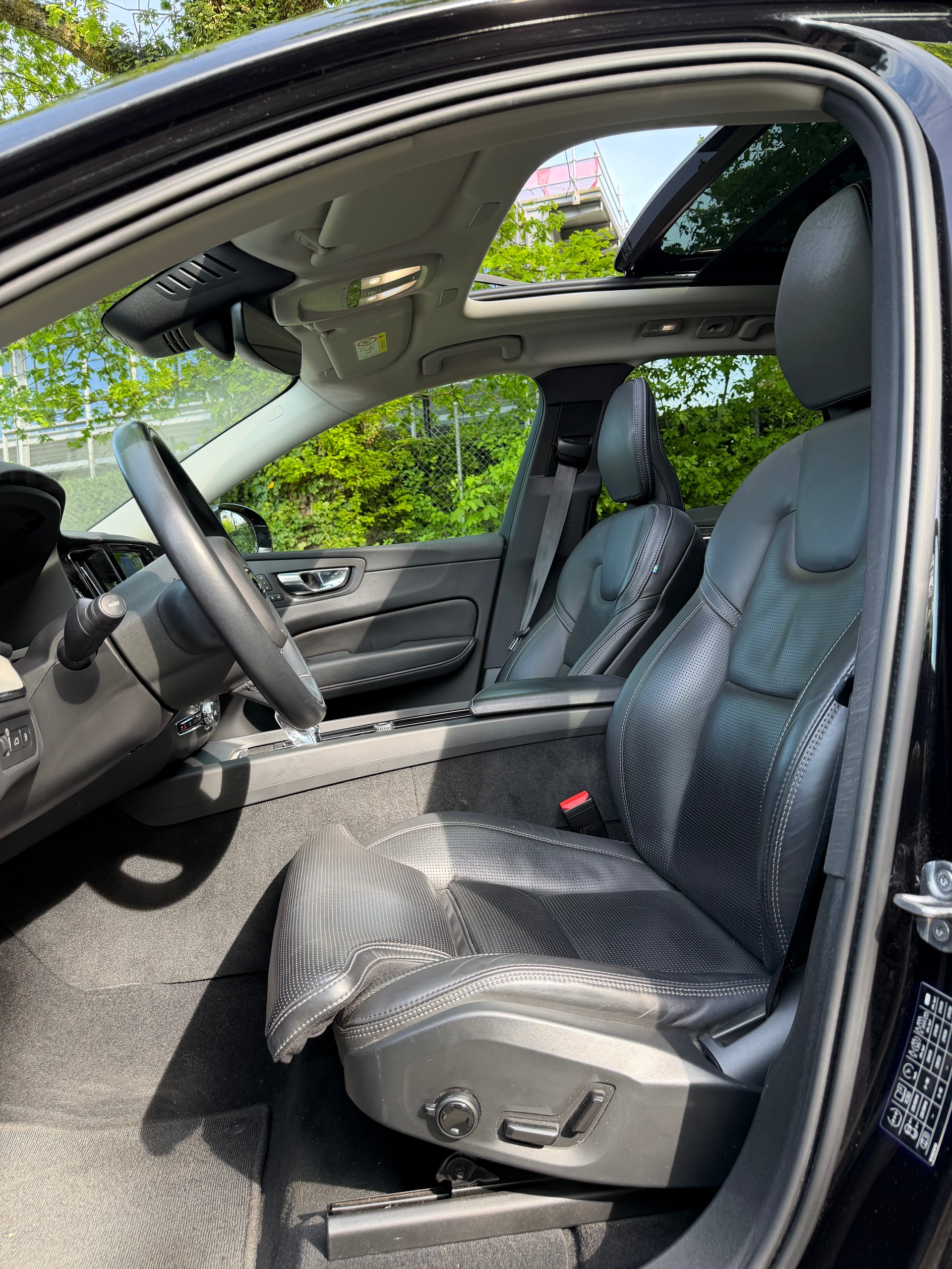 VOLVO XC60 T8 eAWD PluginHybrid Inscription Geartronic-image-7
