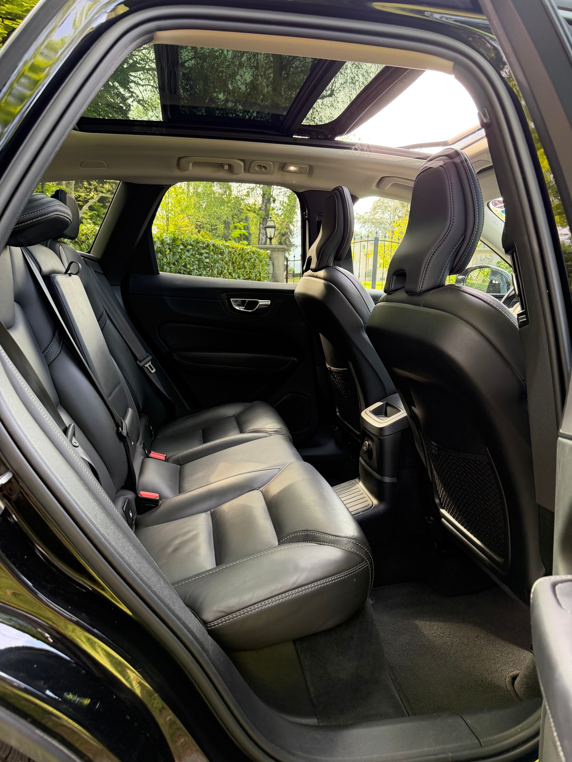 VOLVO XC60 T8 eAWD PluginHybrid Inscription Geartronic-image-13