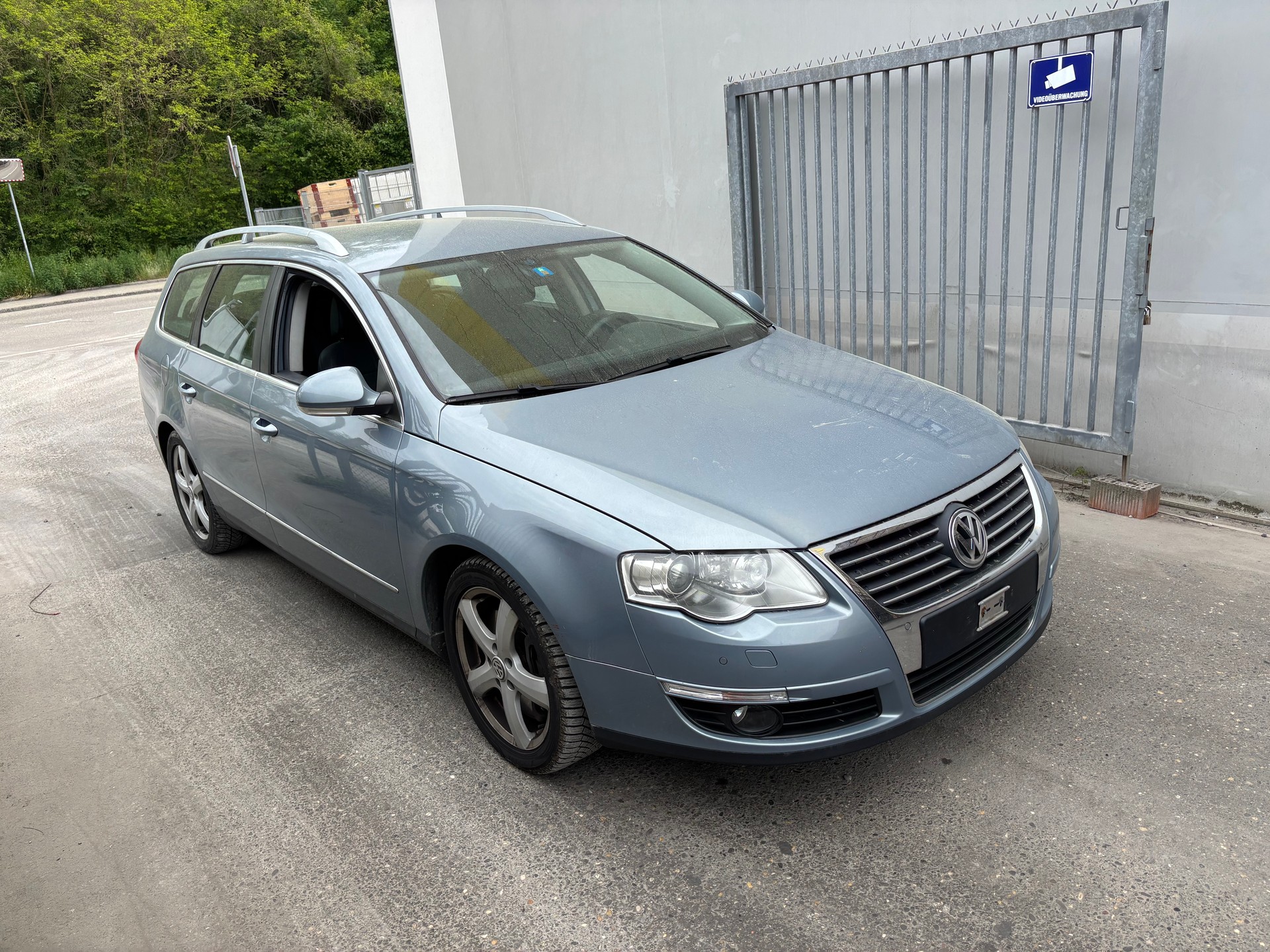 VW PASSAT-image-1