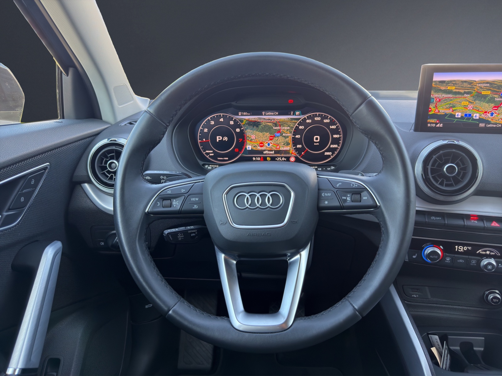 AUDI Q2 35 TFSI advanced S-tronic-image-14