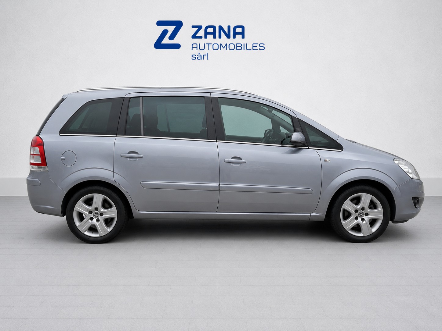 OPEL Zafira 1.8i 16V Cosmo-image-5