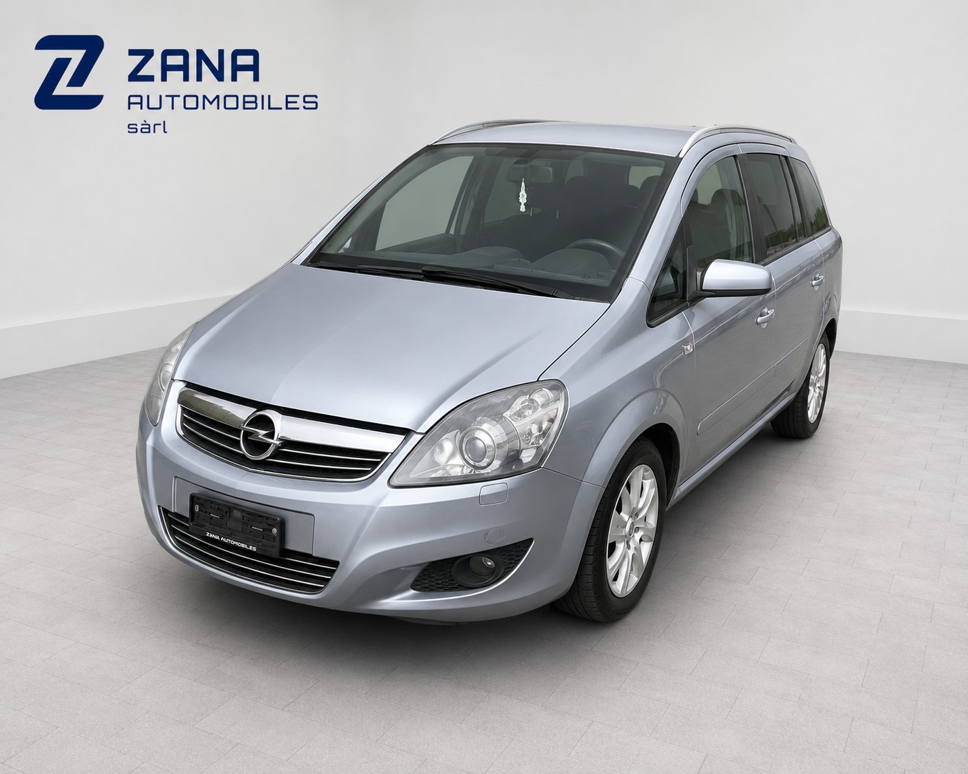 OPEL Zafira 1.8i 16V Cosmo-image-1