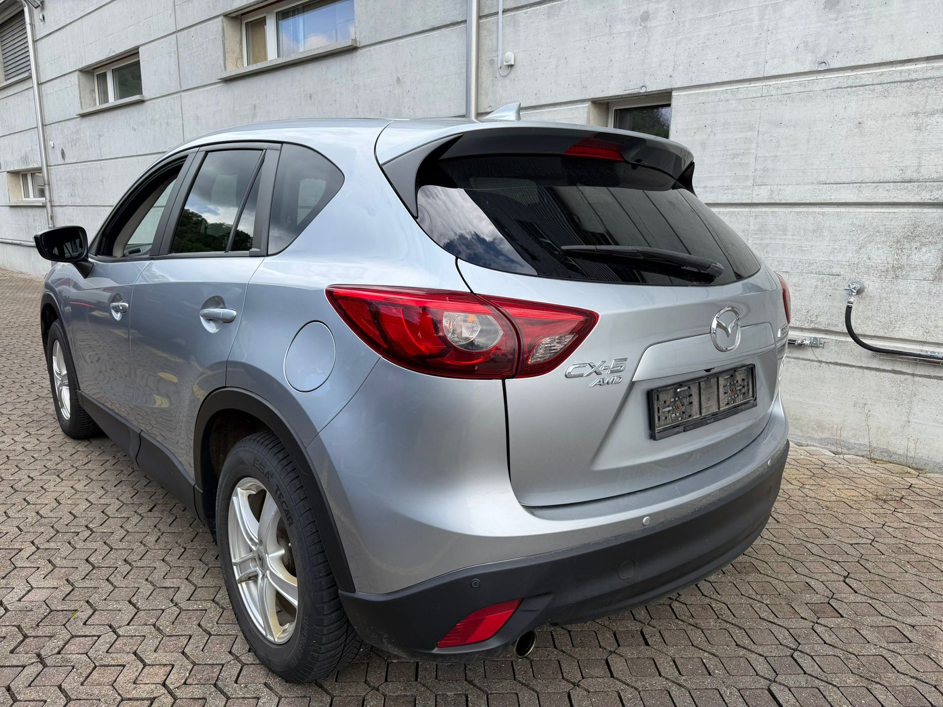 MAZDA CX-5 2.0 Revolution AWD-image-6