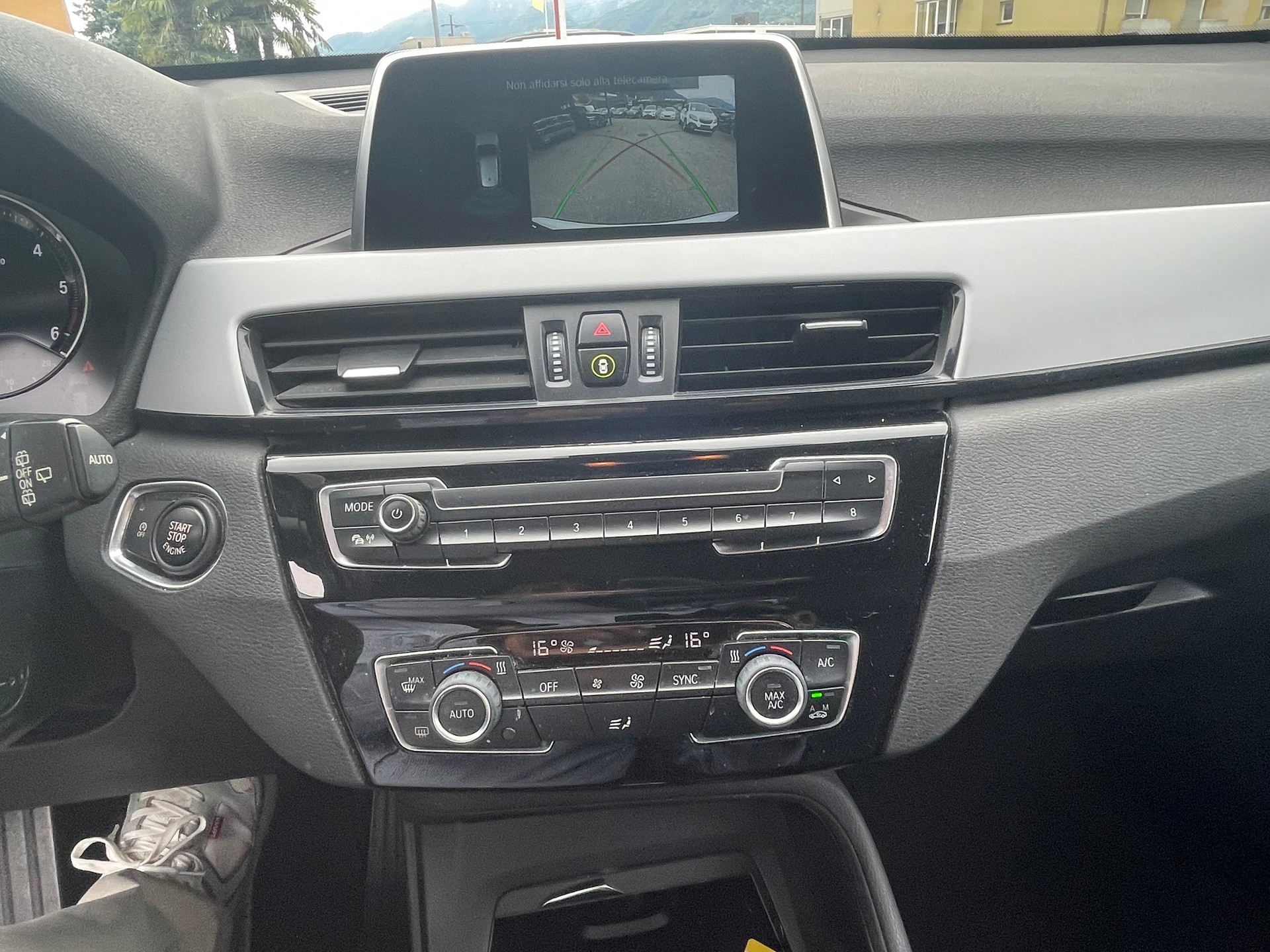 BMW X1 sDrive 18d Steptronic-image-3