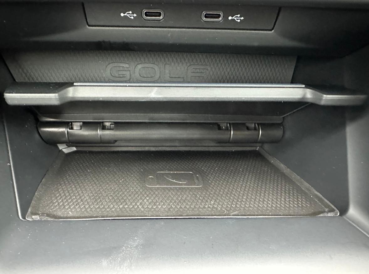 VW Golf 2.0 TSI GTI DSG-image-13