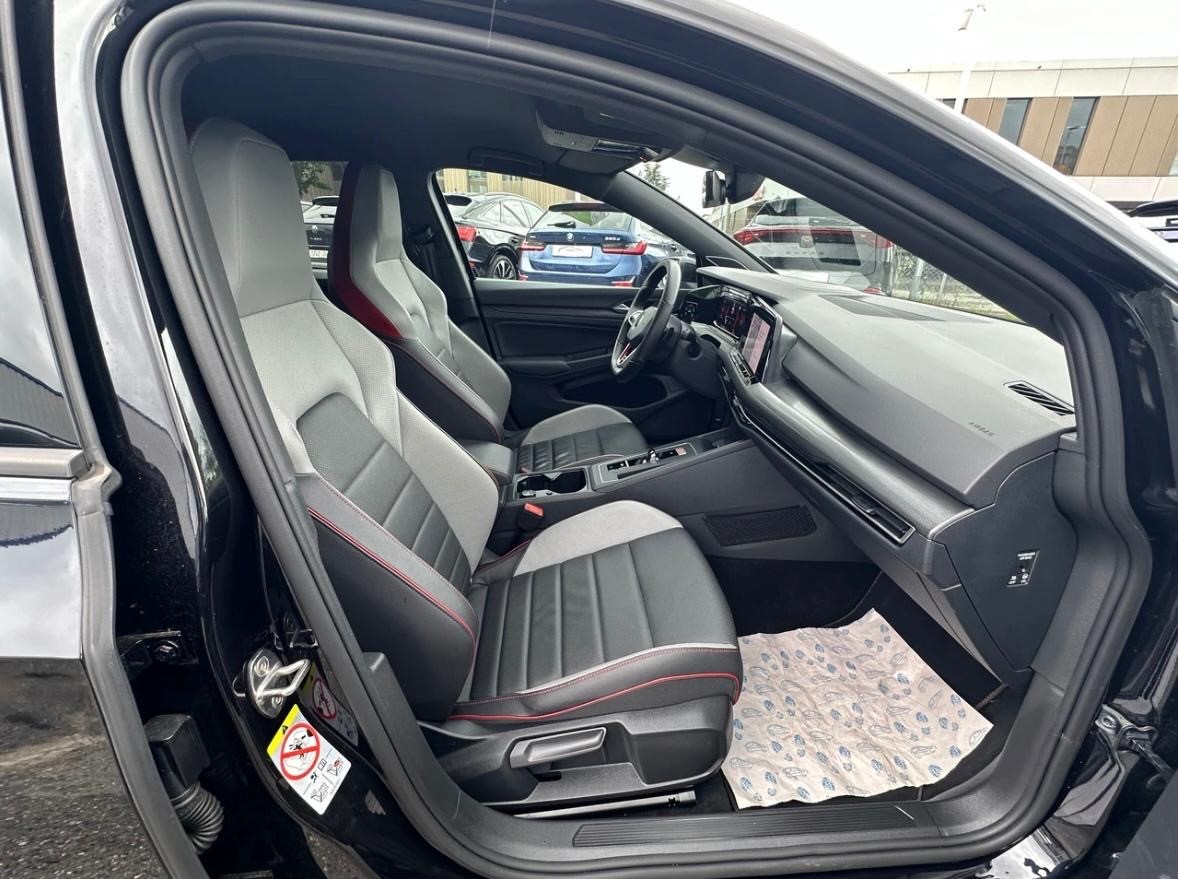 VW Golf 2.0 TSI GTI DSG-image-8