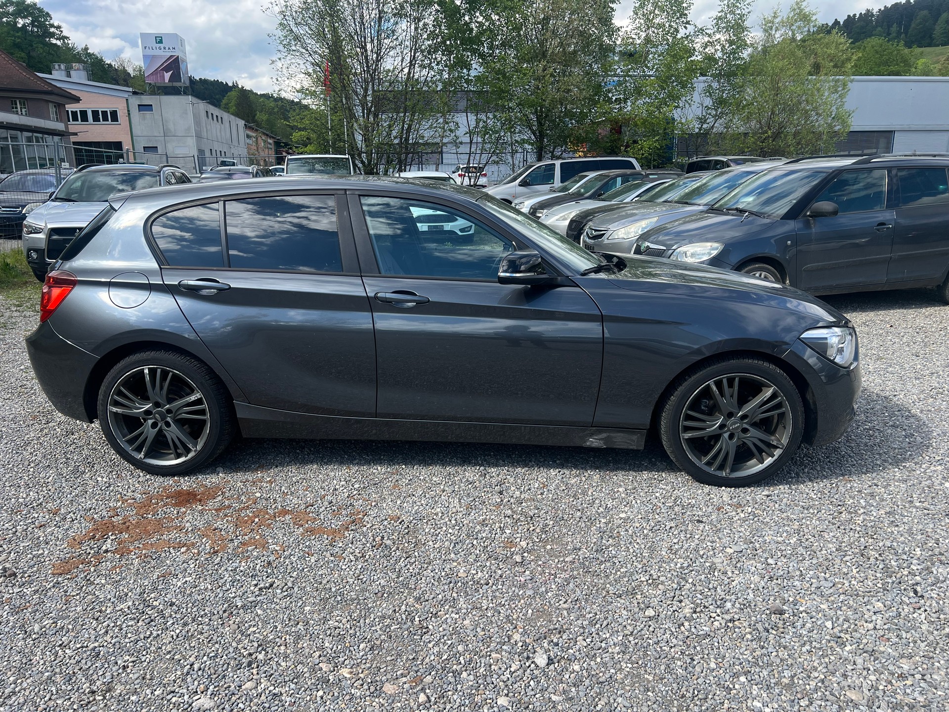 BMW 118i Sport Line Steptronic-image-6