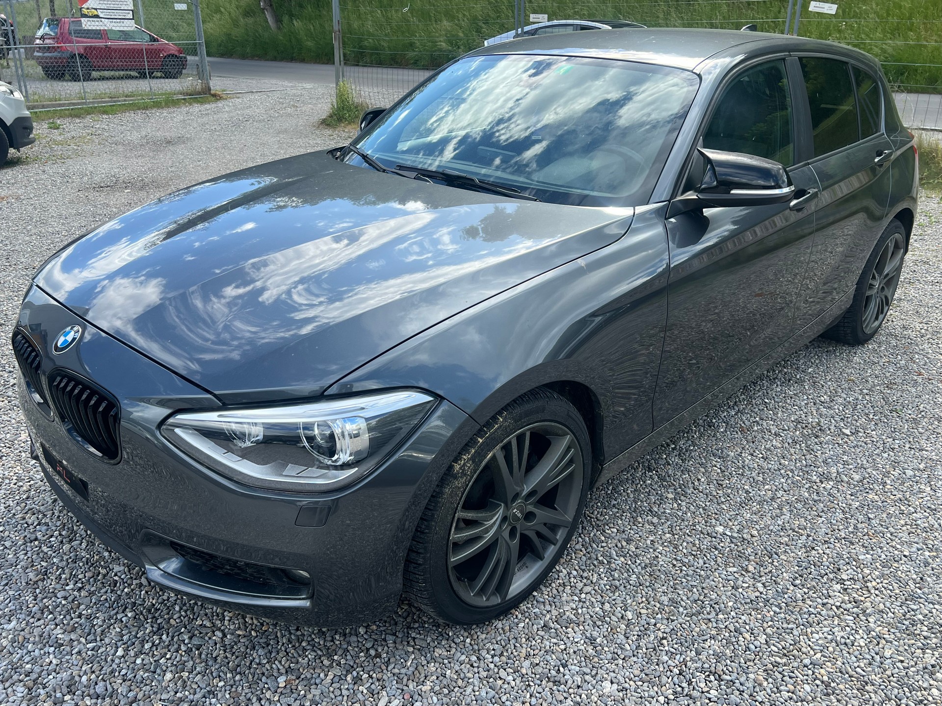 BMW 118i Sport Line Steptronic-image-2