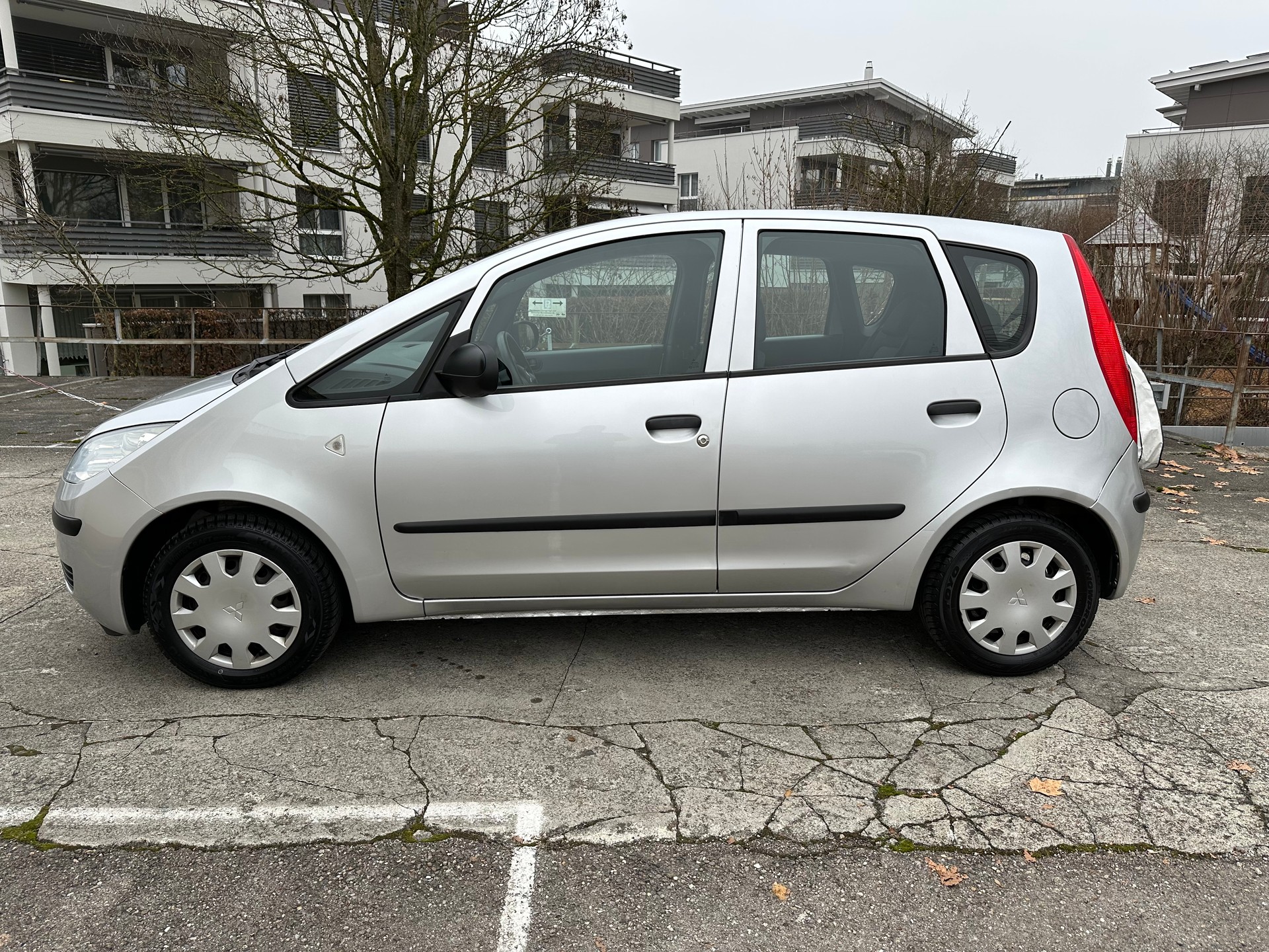 MITSUBISHI Colt 1.3 16V Invite-image-14