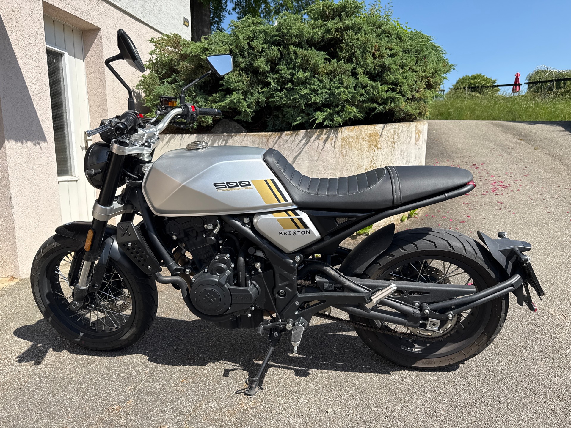 BRIXTON Crossfire 500 X-image-0