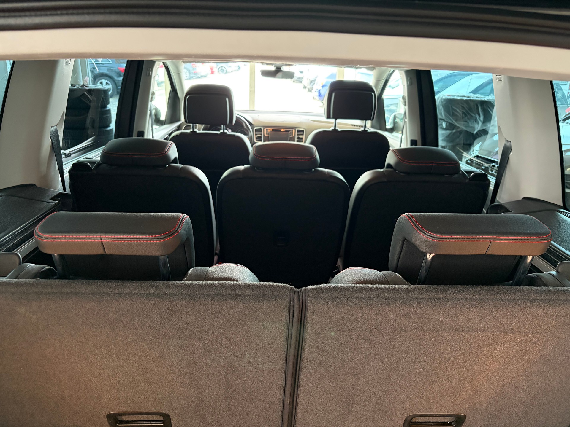 SEAT Alhambra 2.0 TSI FR Line DSG | CH Fahrzeug | Massage & Memory | Elektr. Türen | Family mit Kindersitz |-image-26