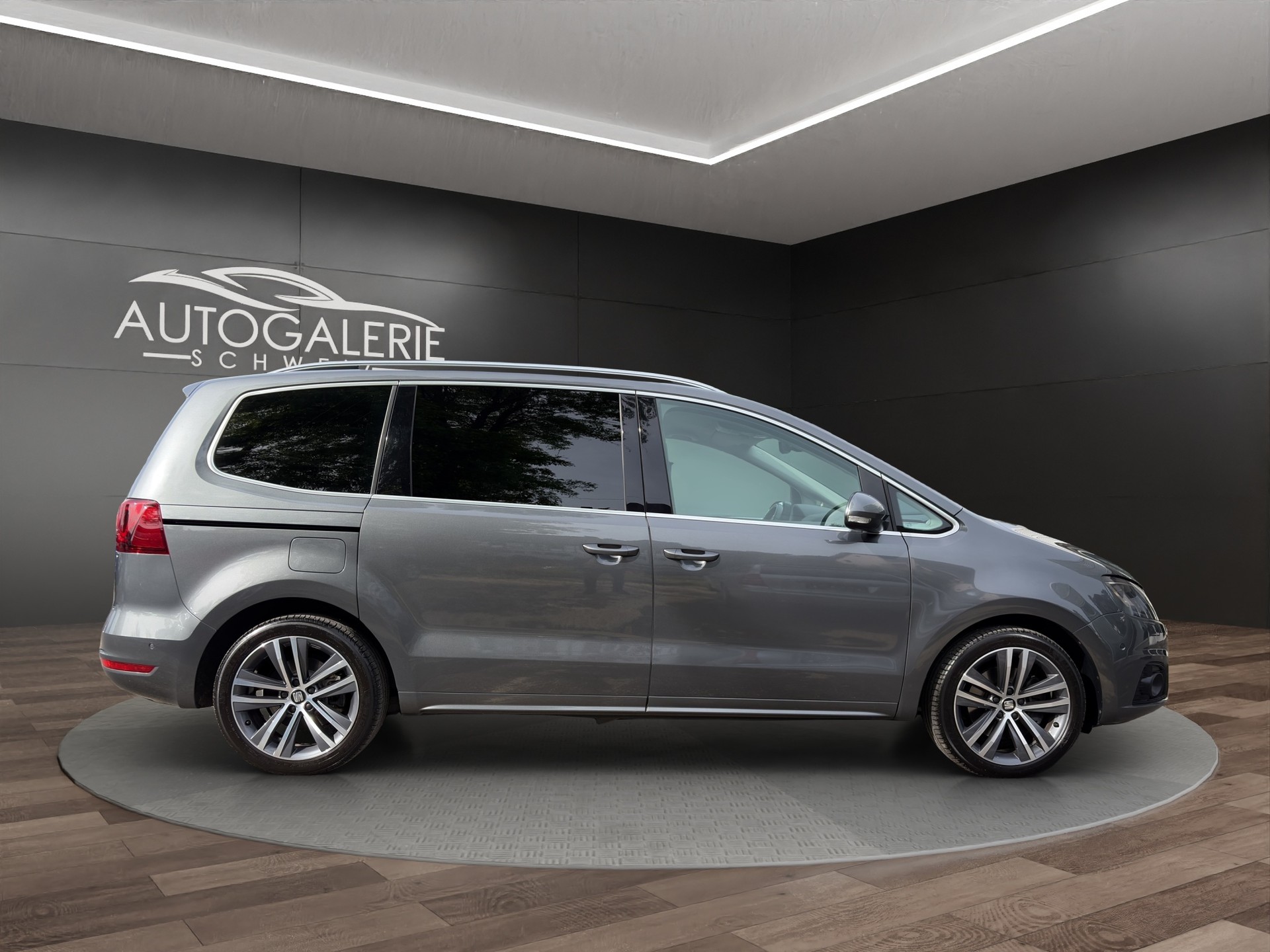 SEAT Alhambra 2.0 TSI FR Line DSG | CH Fahrzeug | Massage & Memory | Elektr. Türen | Family mit Kindersitz |-image-5