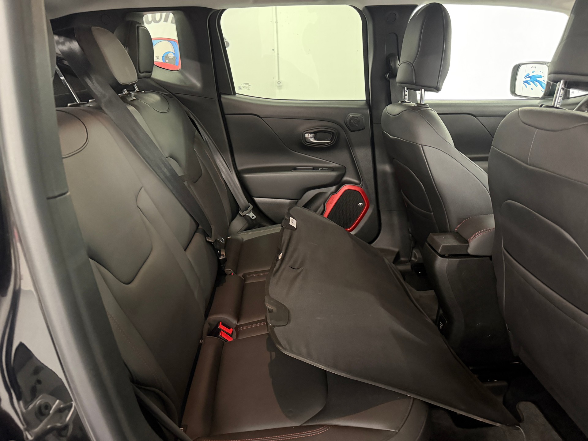 JEEP Renegade 2.0 CRD Trailhawk AWD + Low Range 9ATX-image-15