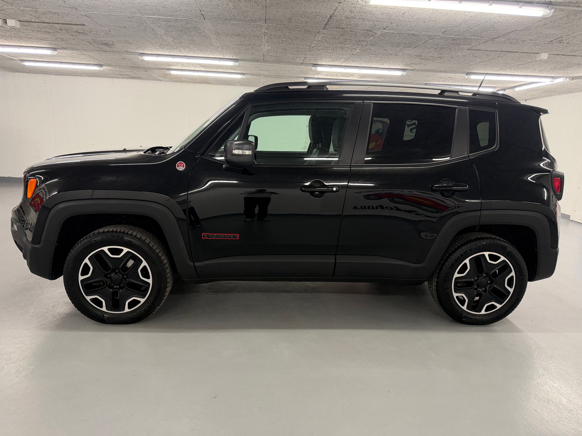 JEEP Renegade 2.0 CRD Trailhawk AWD + Low Range 9ATX-image-4