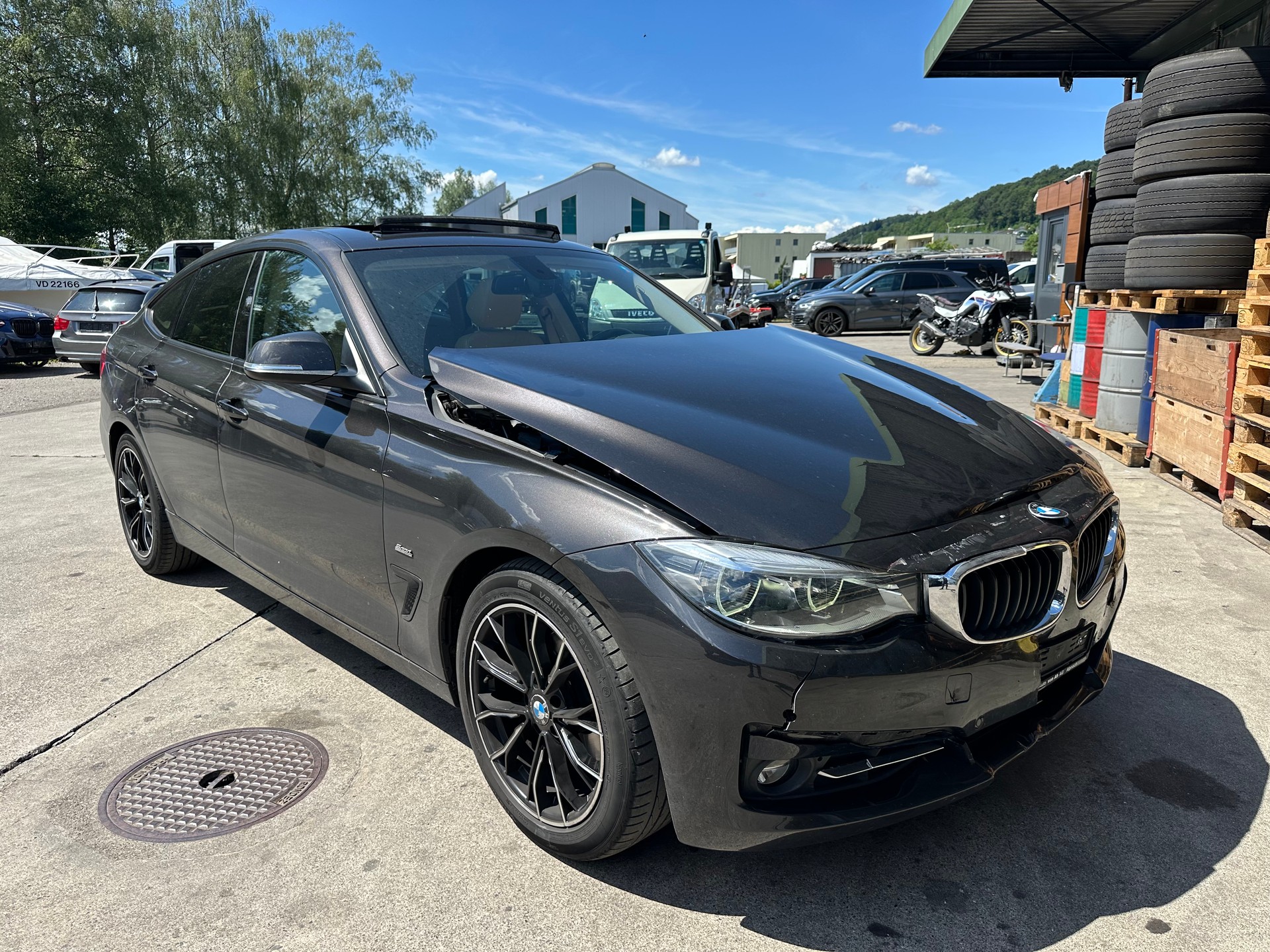 BMW 320d GT xDrive Sport Line Steptronic-image-1