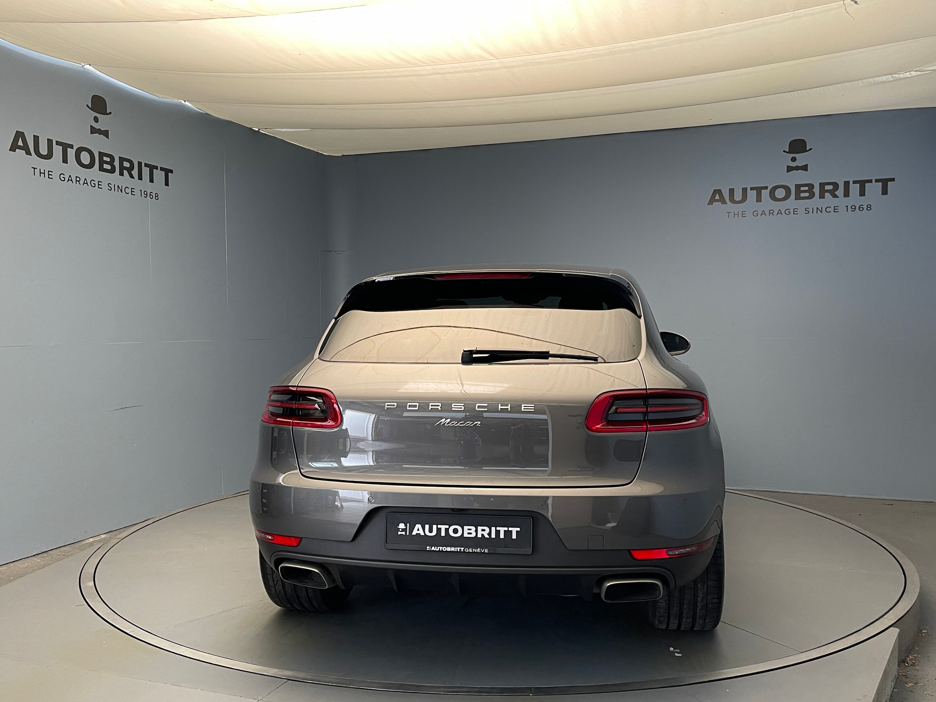 PORSCHE Macan 2.0-image-4