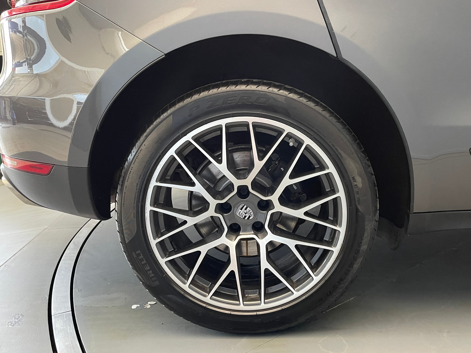 PORSCHE Macan 2.0-image-12