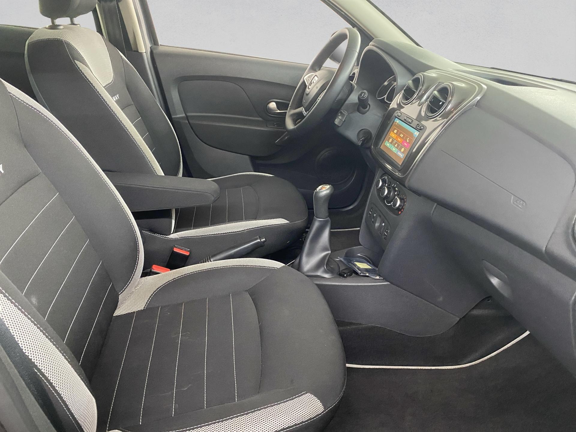 DACIA Sandero Tce 90 Stepway-image-16