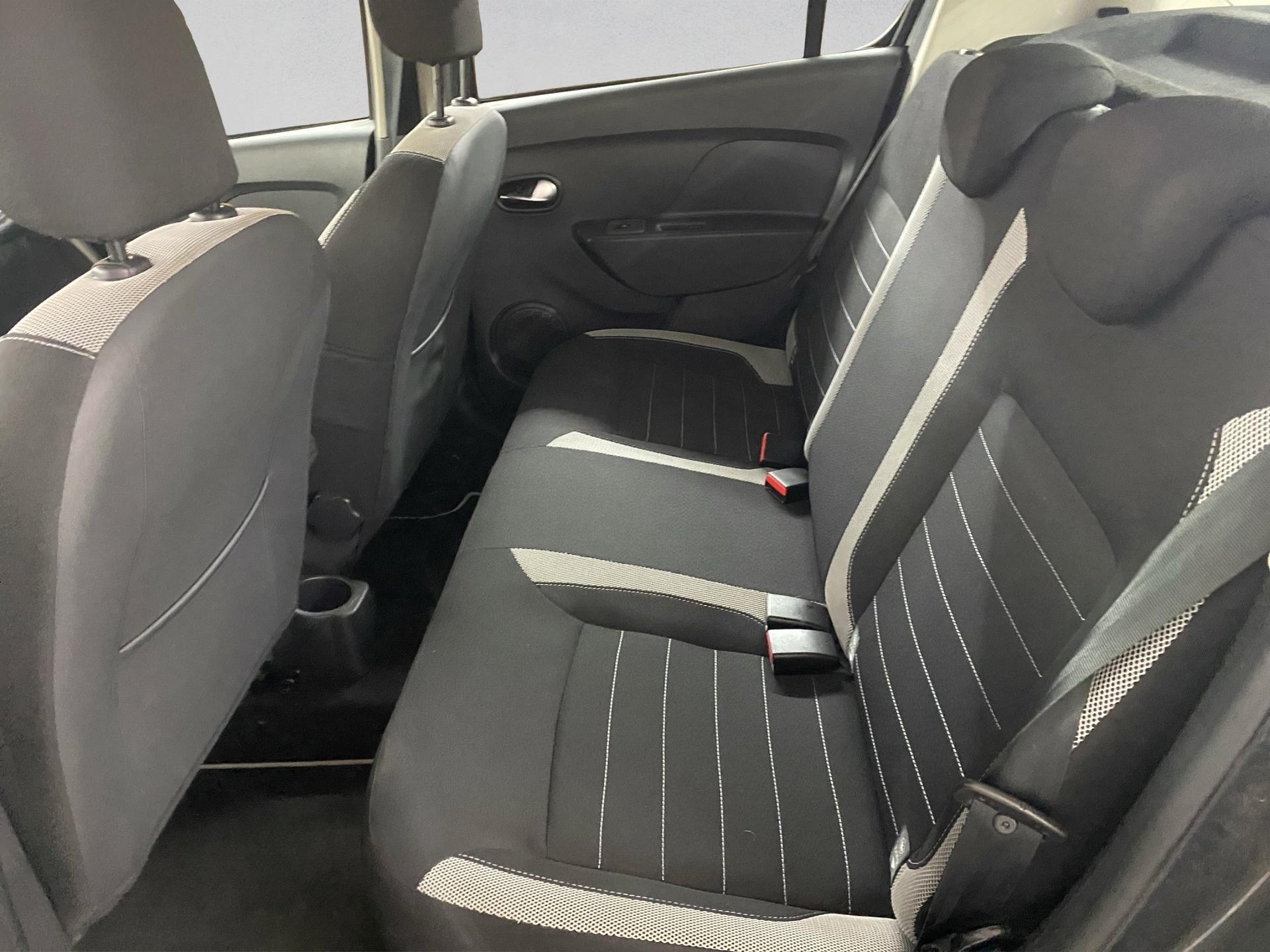 DACIA Sandero Tce 90 Stepway-image-14