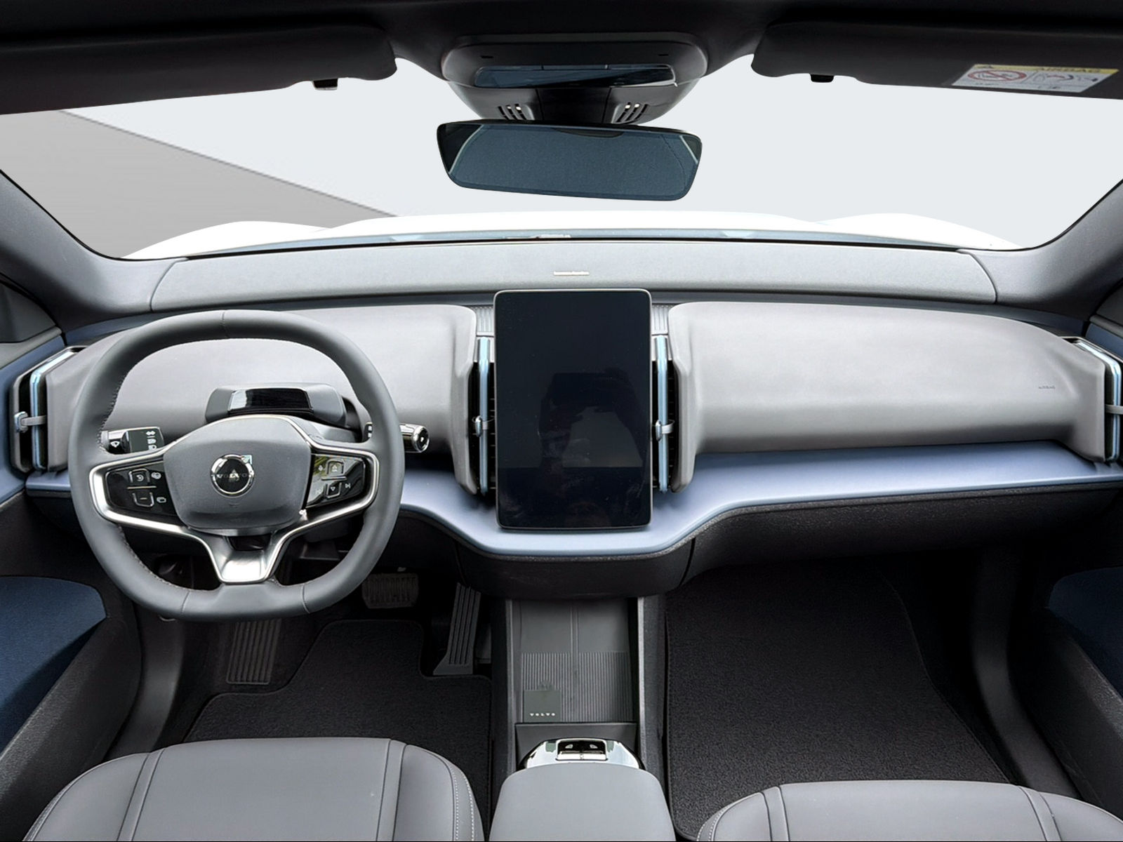 VOLVO EX 30 E60 Twin Ultra Performance AWD-image-14