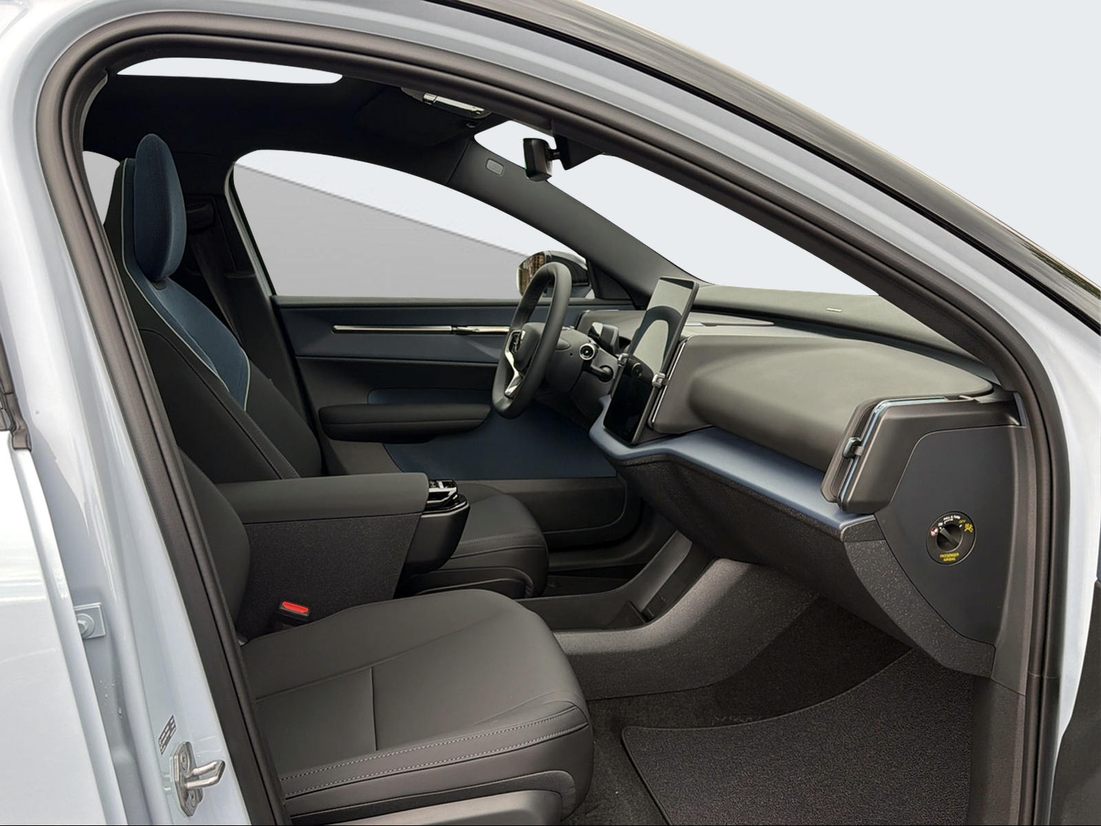 VOLVO EX 30 E60 Twin Ultra Performance AWD-image-13