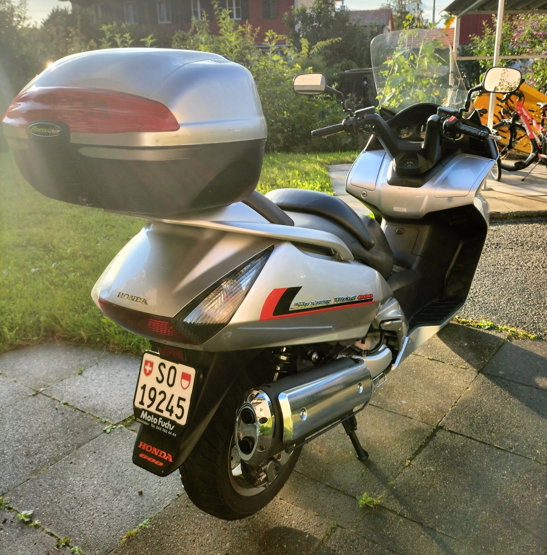 HONDA Silverwing 600-image-4