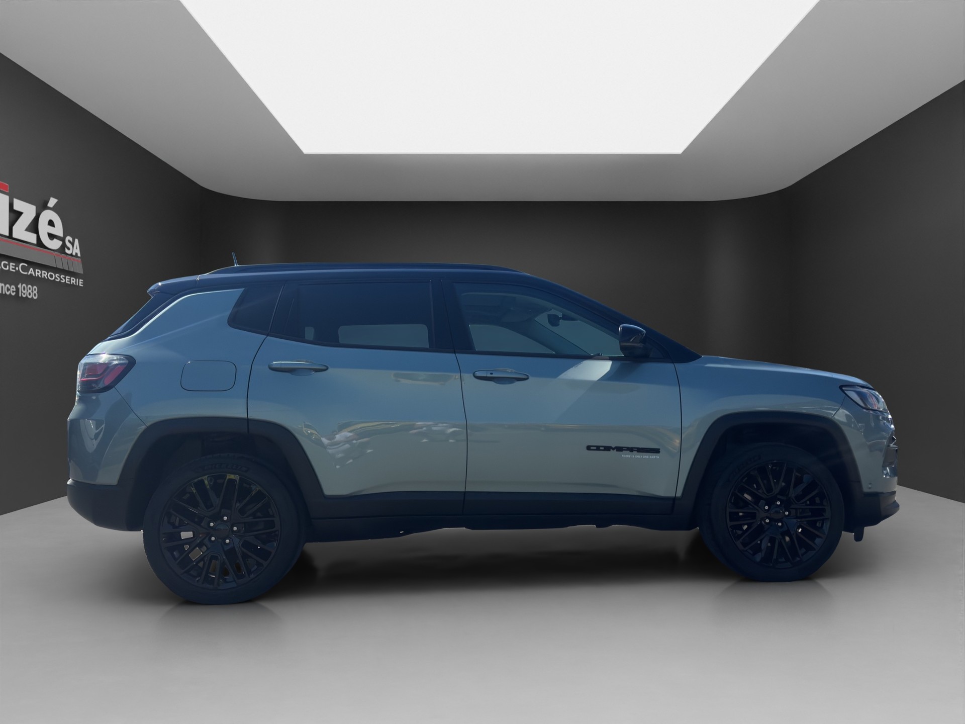 JEEP Compass 1.3 T PHEV Upland Plus Sky AWD-image-7