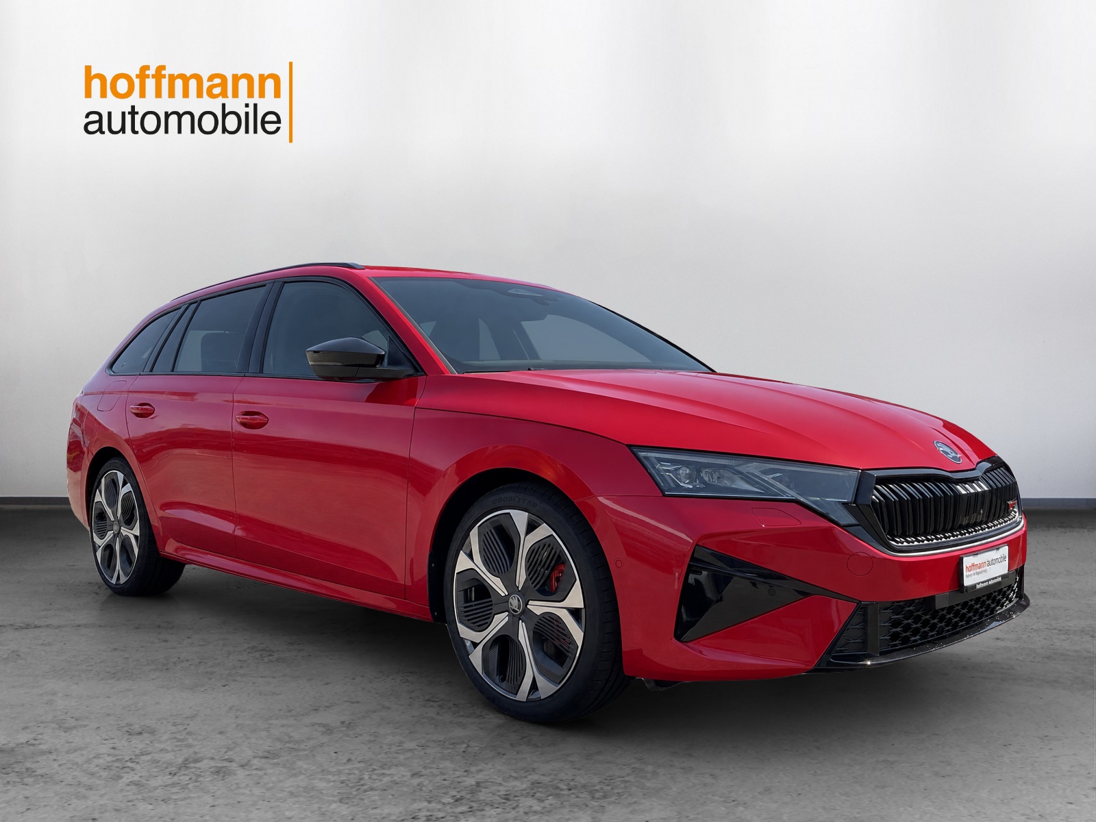 SKODA Octavia Combi 2.0 TSI DSG RS 30 Years Edition-showroom-element-2