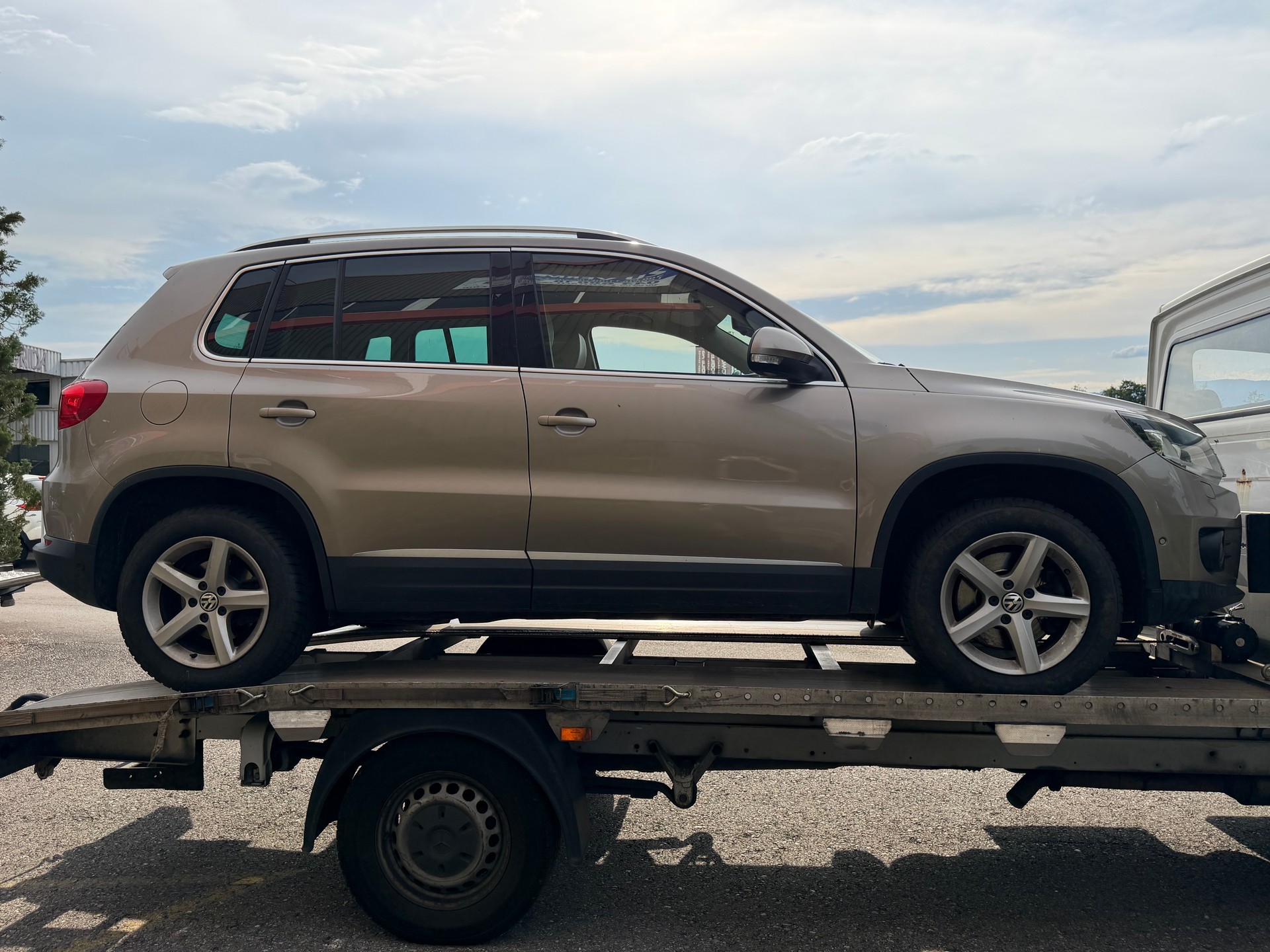 VW Tiguan 2.0 TSI Sport&Style 4Motion DSG-image-5