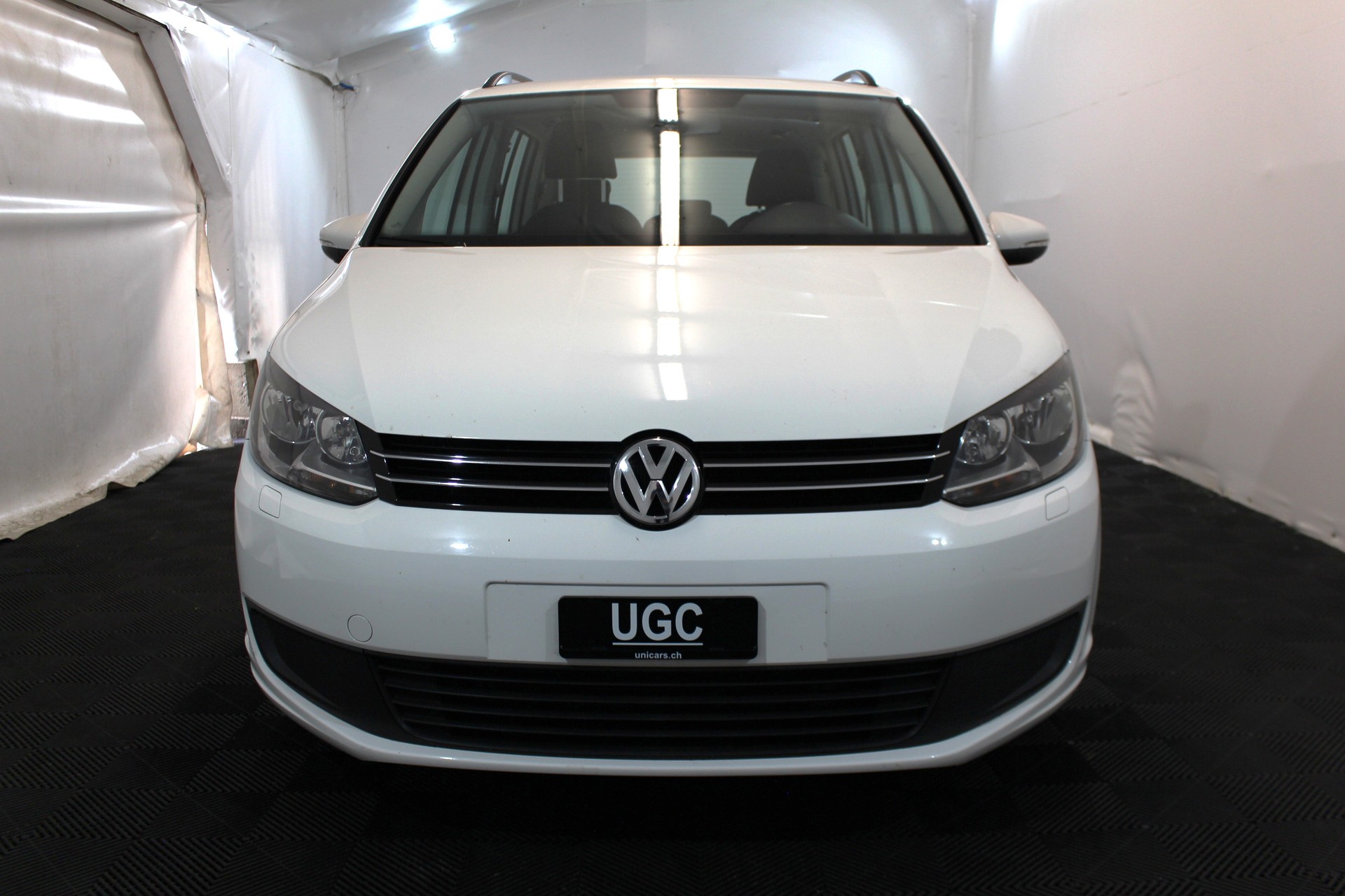 VW Touran 1.6 TDI BlueMT Trendline DSG-image-19