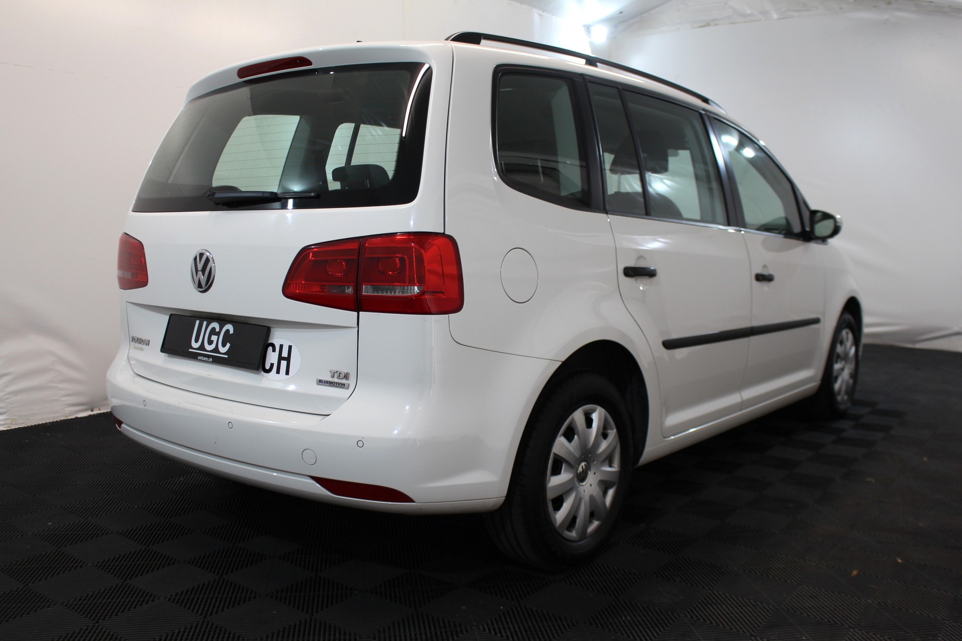 VW Touran 1.6 TDI BlueMT Trendline DSG-image-5