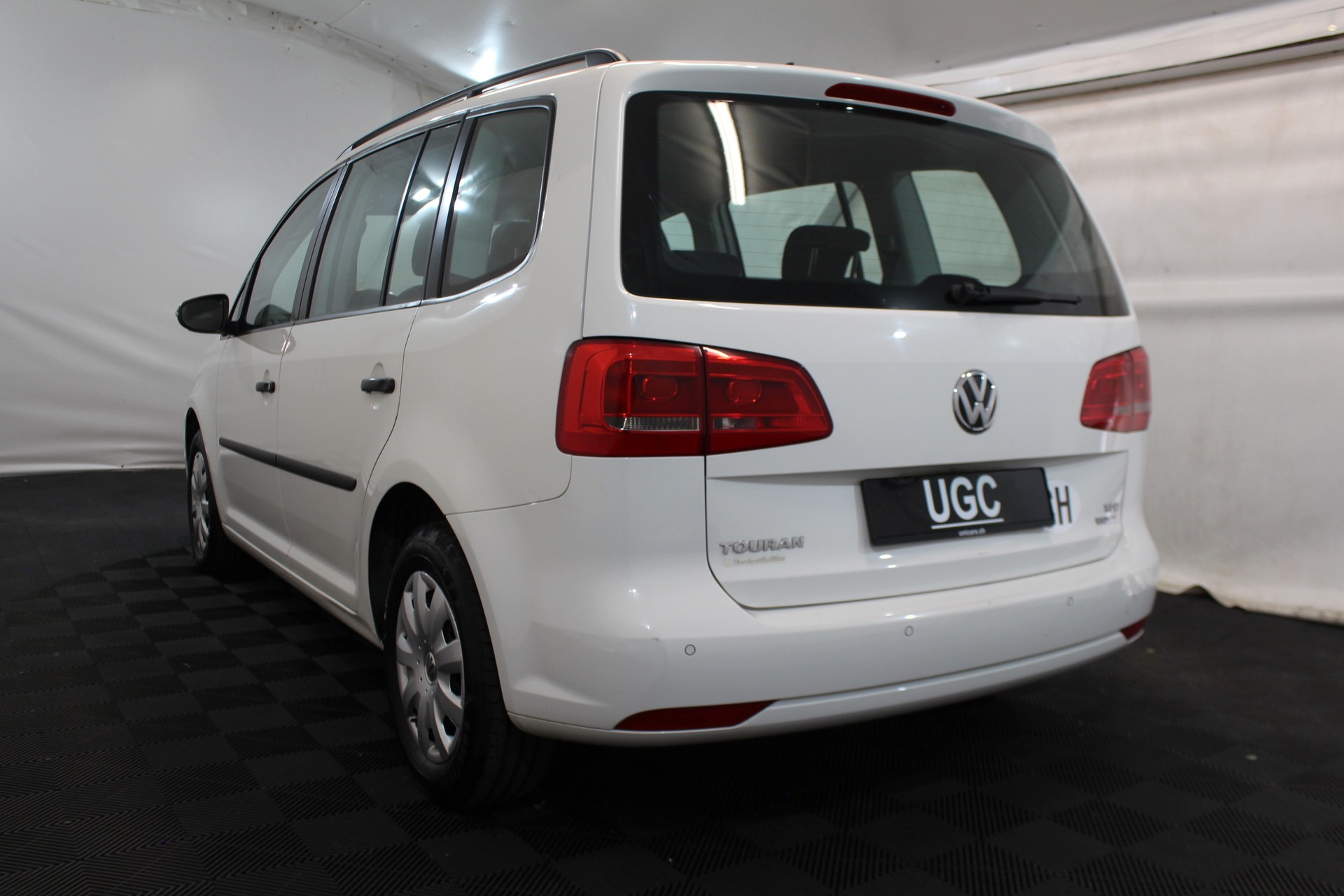 VW Touran 1.6 TDI BlueMT Trendline DSG-image-21