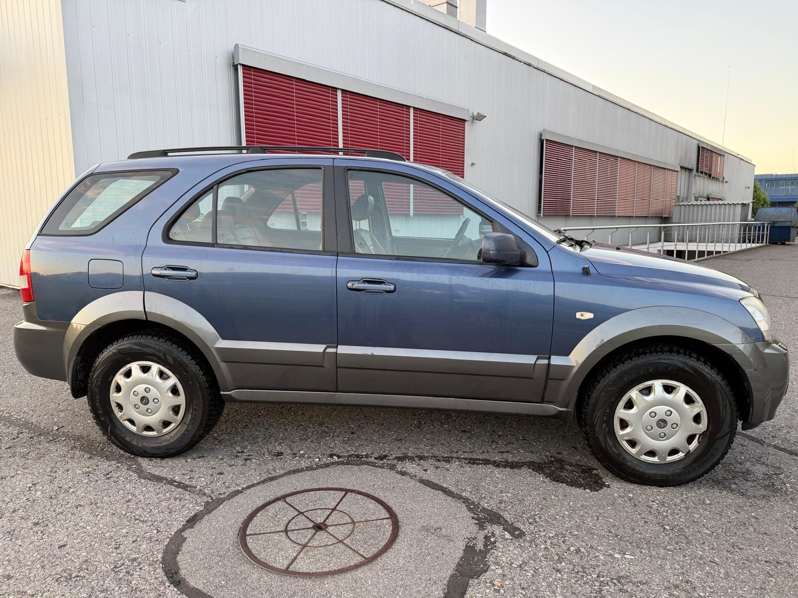 KIA Sorento 2.5 CRDI Family-image-3