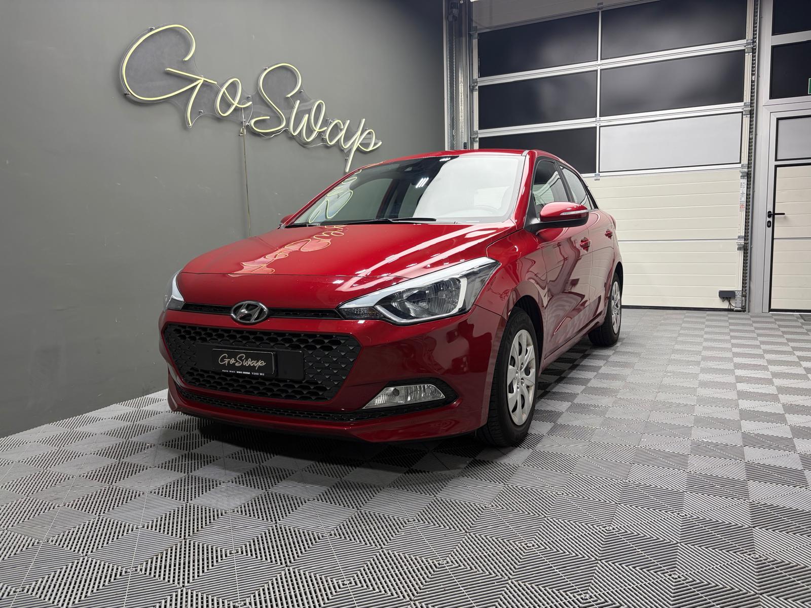 HYUNDAI i20 1.4 Amplia-image-5