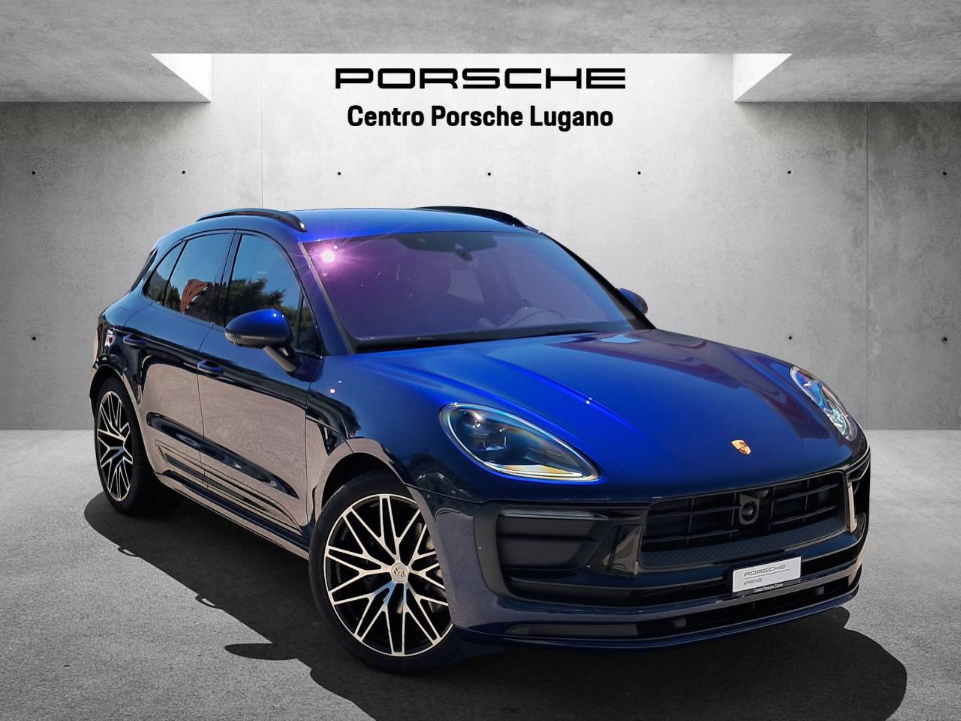 PORSCHE Macan T (MY23)