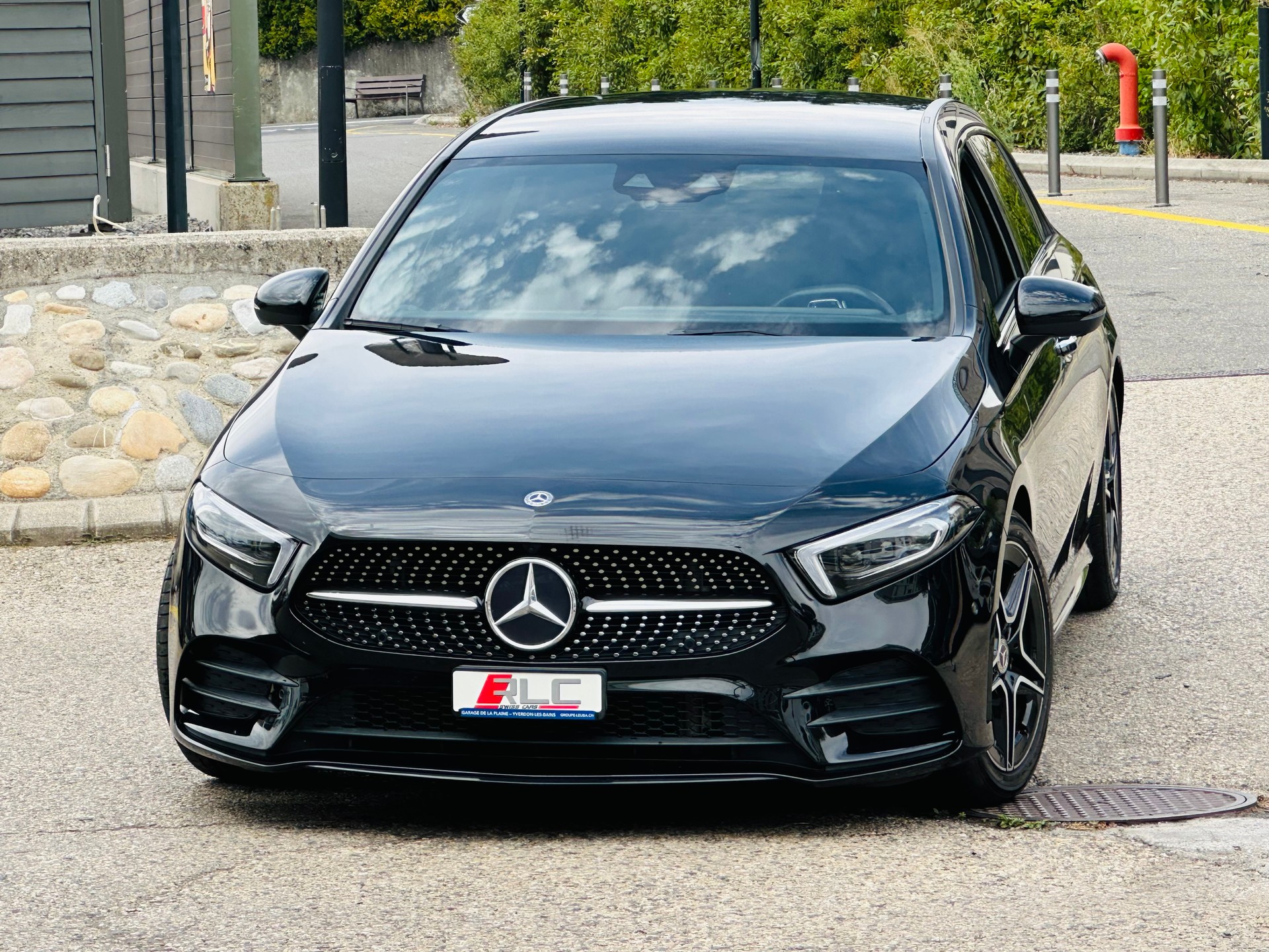 MERCEDES-BENZ A 220 AMG Line 7G-DCT 4Matic
