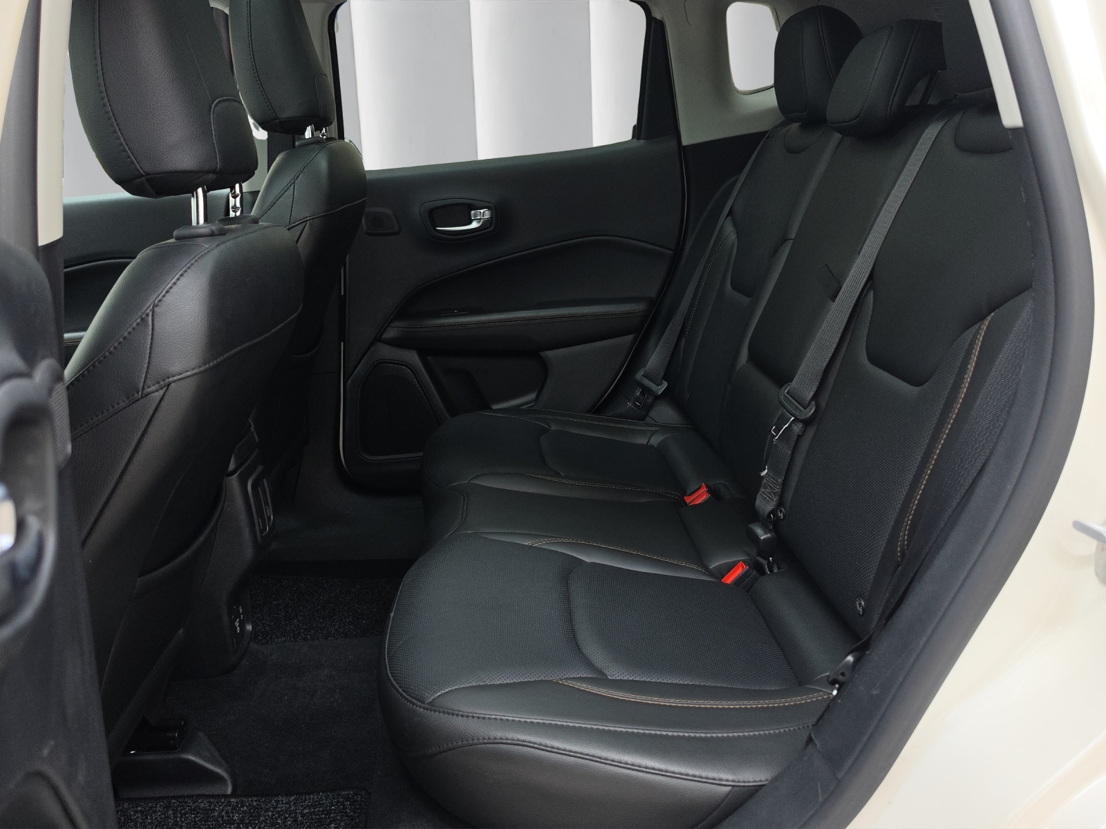JEEP Compass 1.4 MultiAir Limited AWD-image-13