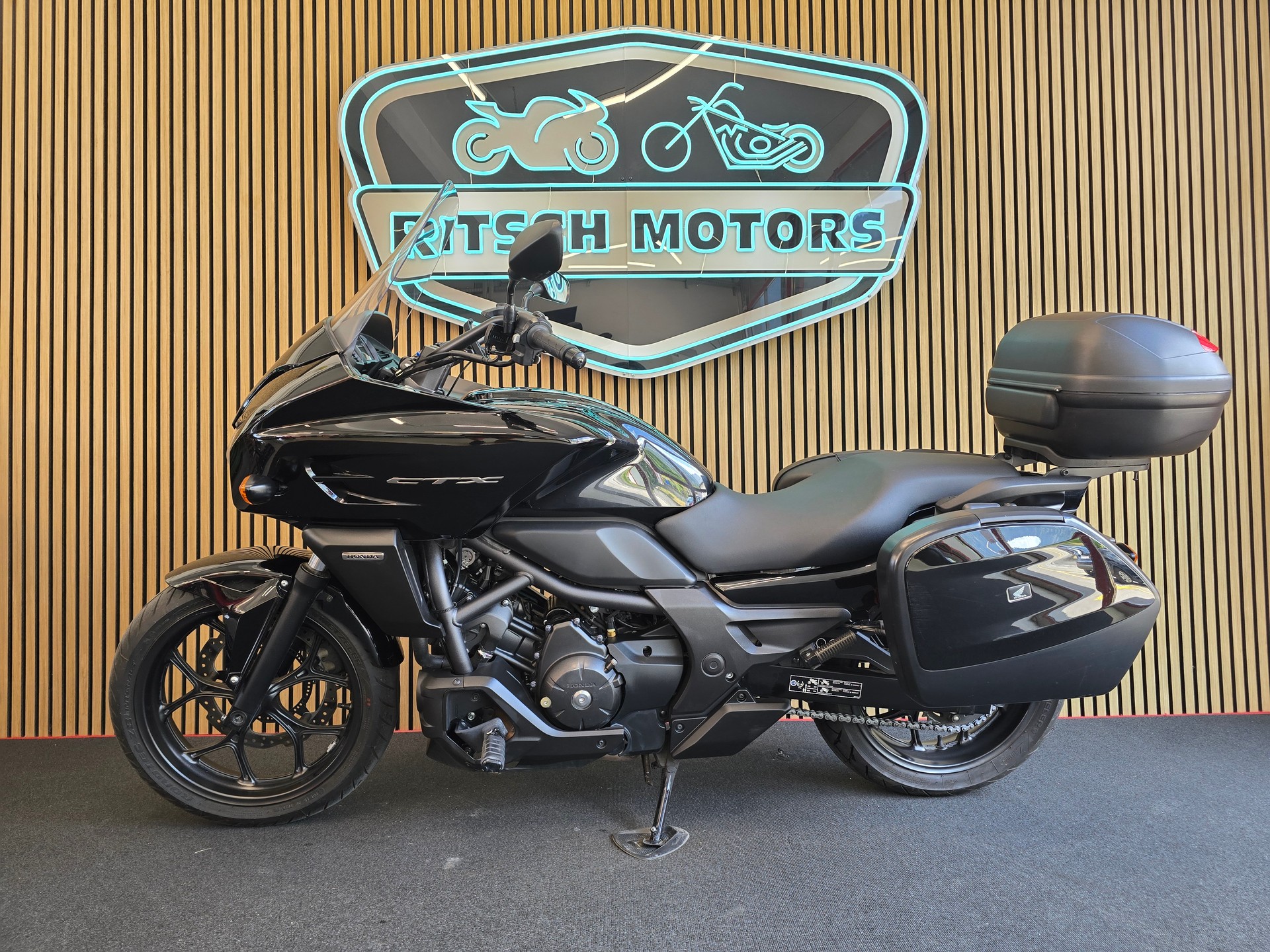 HONDA CTX 700 Cowl-image-3