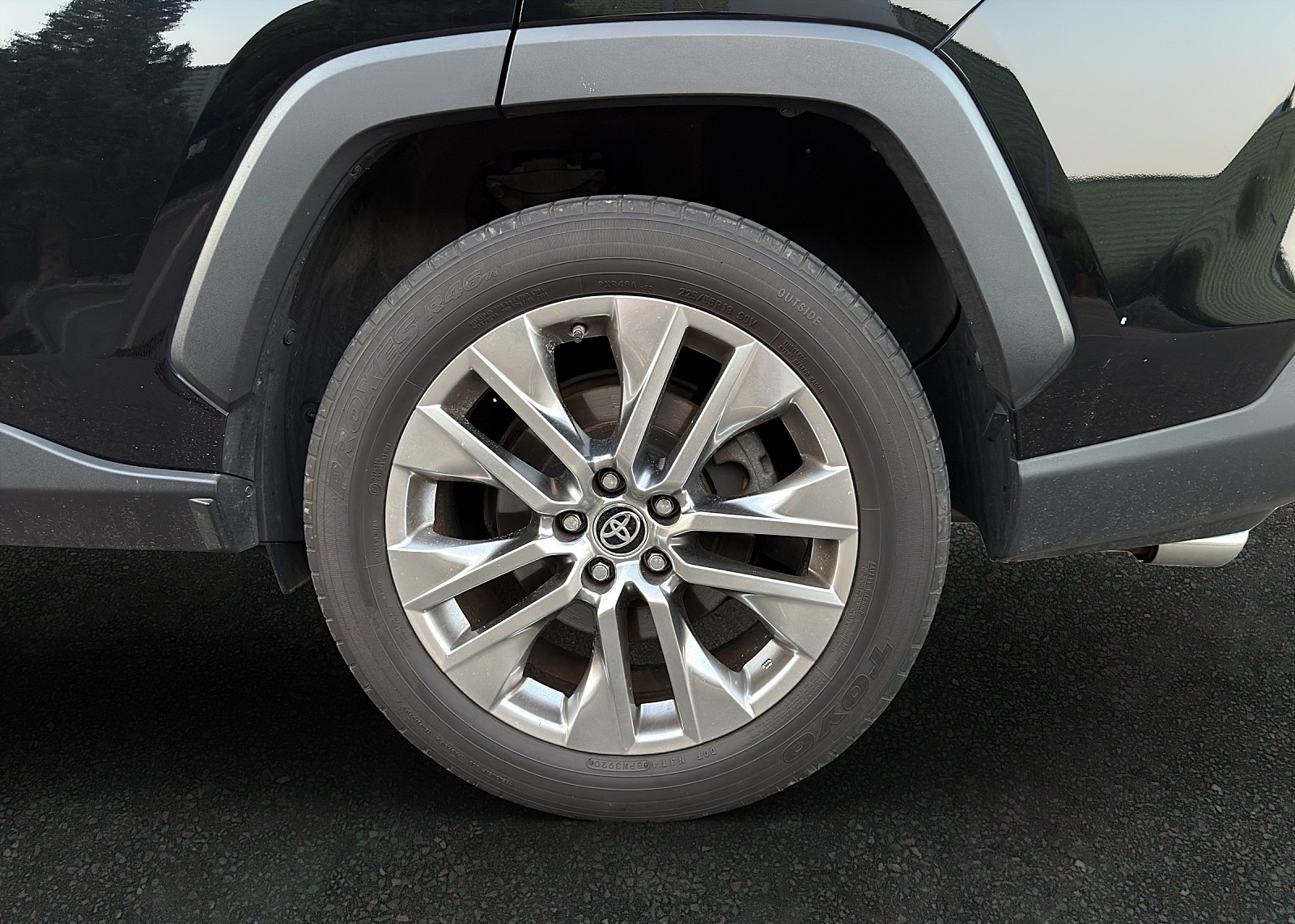TOYOTA RAV4 2.5 HEV Premium / CH-Auslieferung-image-7