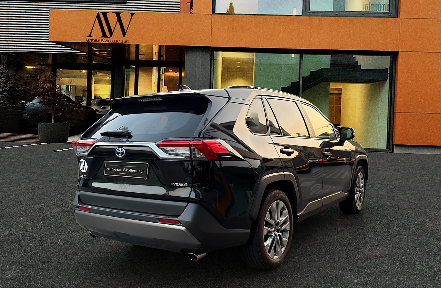 TOYOTA RAV4 2.5 HEV Premium / CH-Auslieferung-image-5