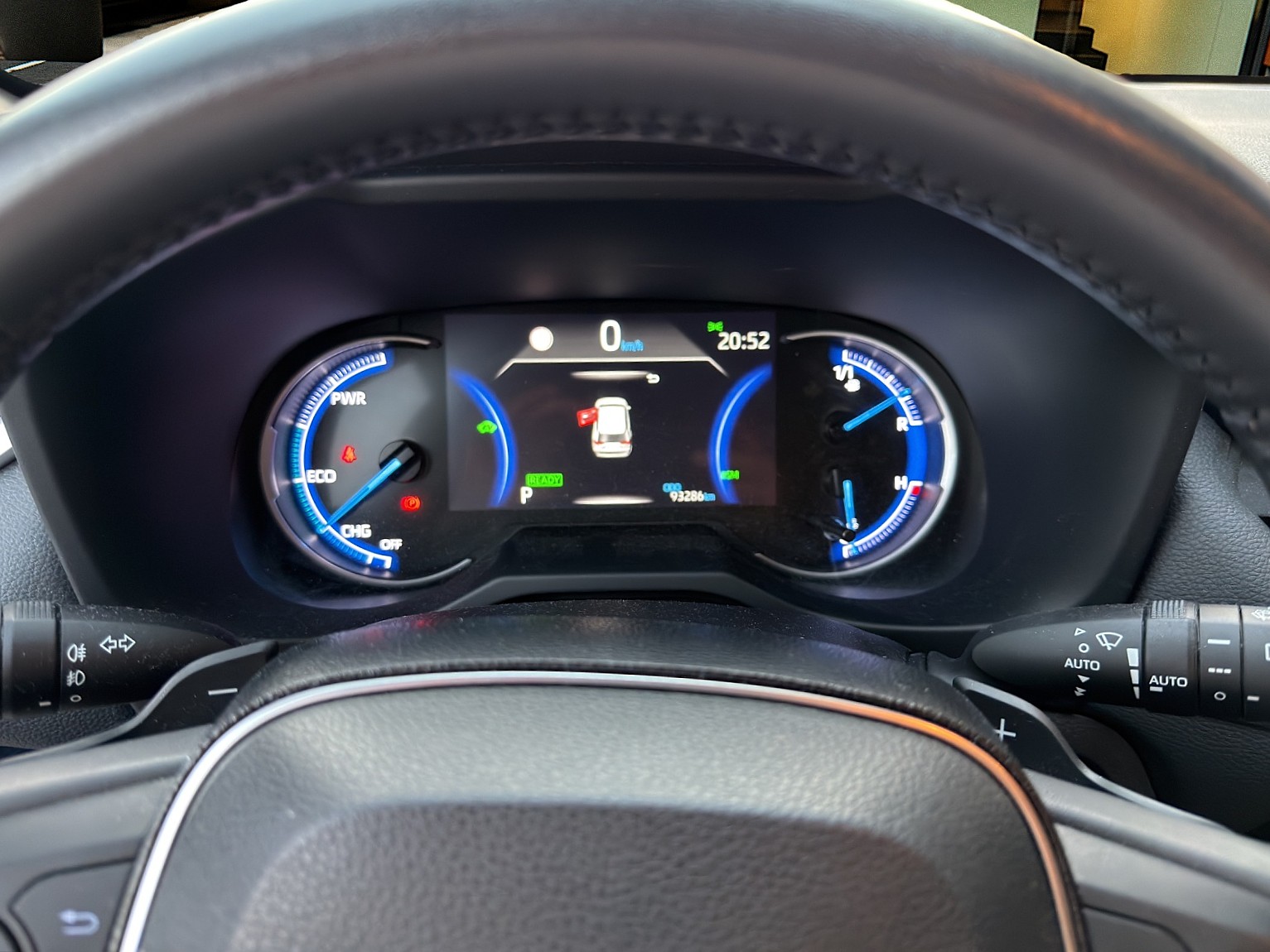 TOYOTA RAV4 2.5 HEV Premium / CH-Auslieferung-image-10