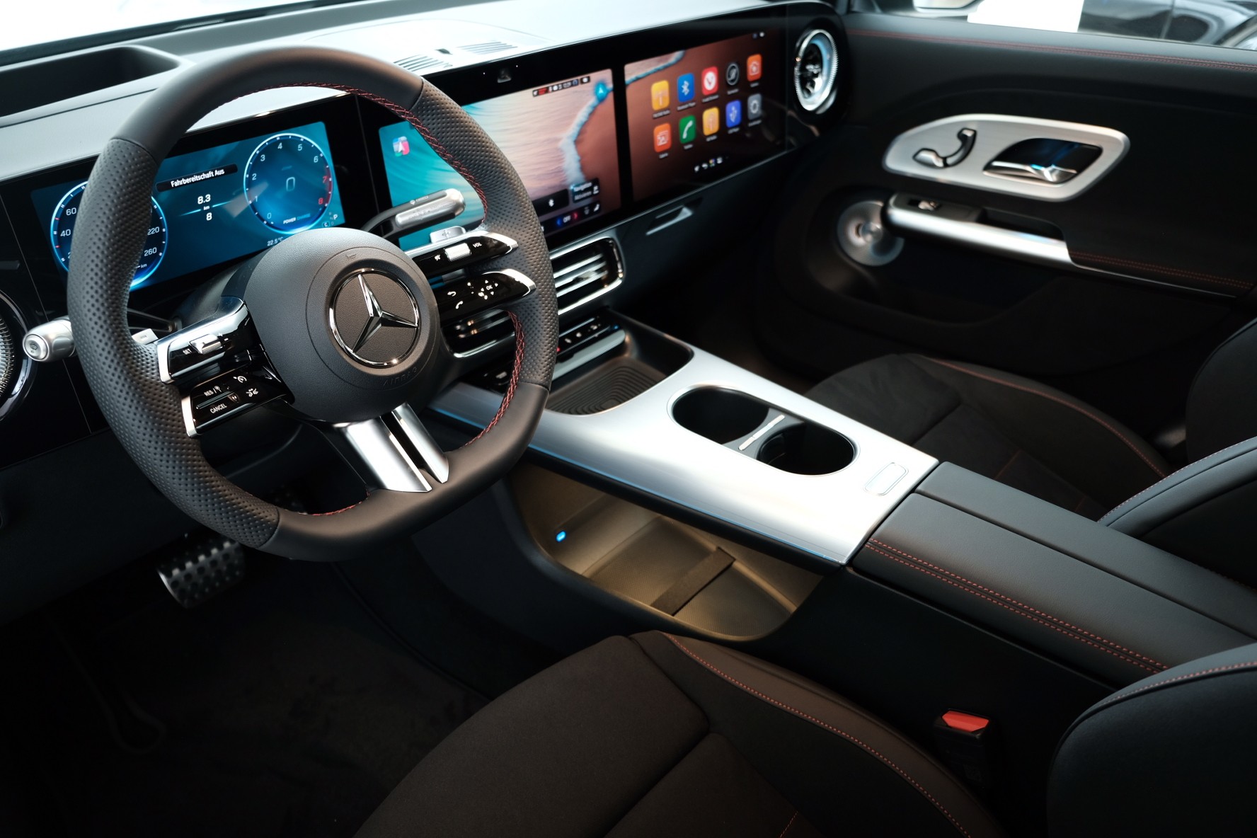 MERCEDES-BENZ GLB-Klasse X248 GLB 220 4matic-image-8