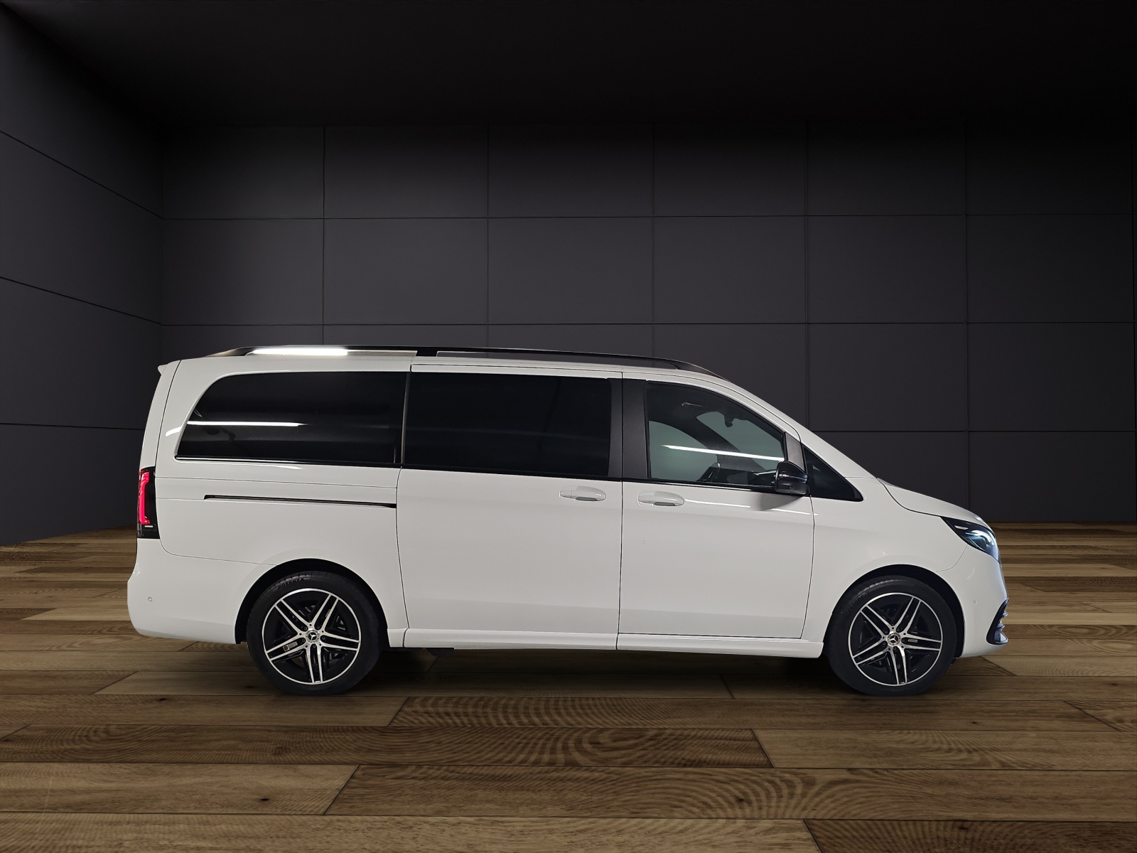 MERCEDES-BENZ V 300 d lang Avantgarde 4Matic 9G-Tronic-image-5