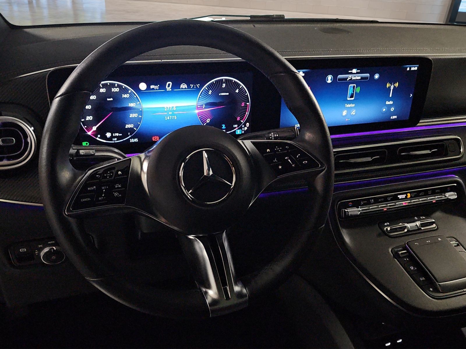 MERCEDES-BENZ V 300 d lang Avantgarde 4Matic 9G-Tronic-image-9