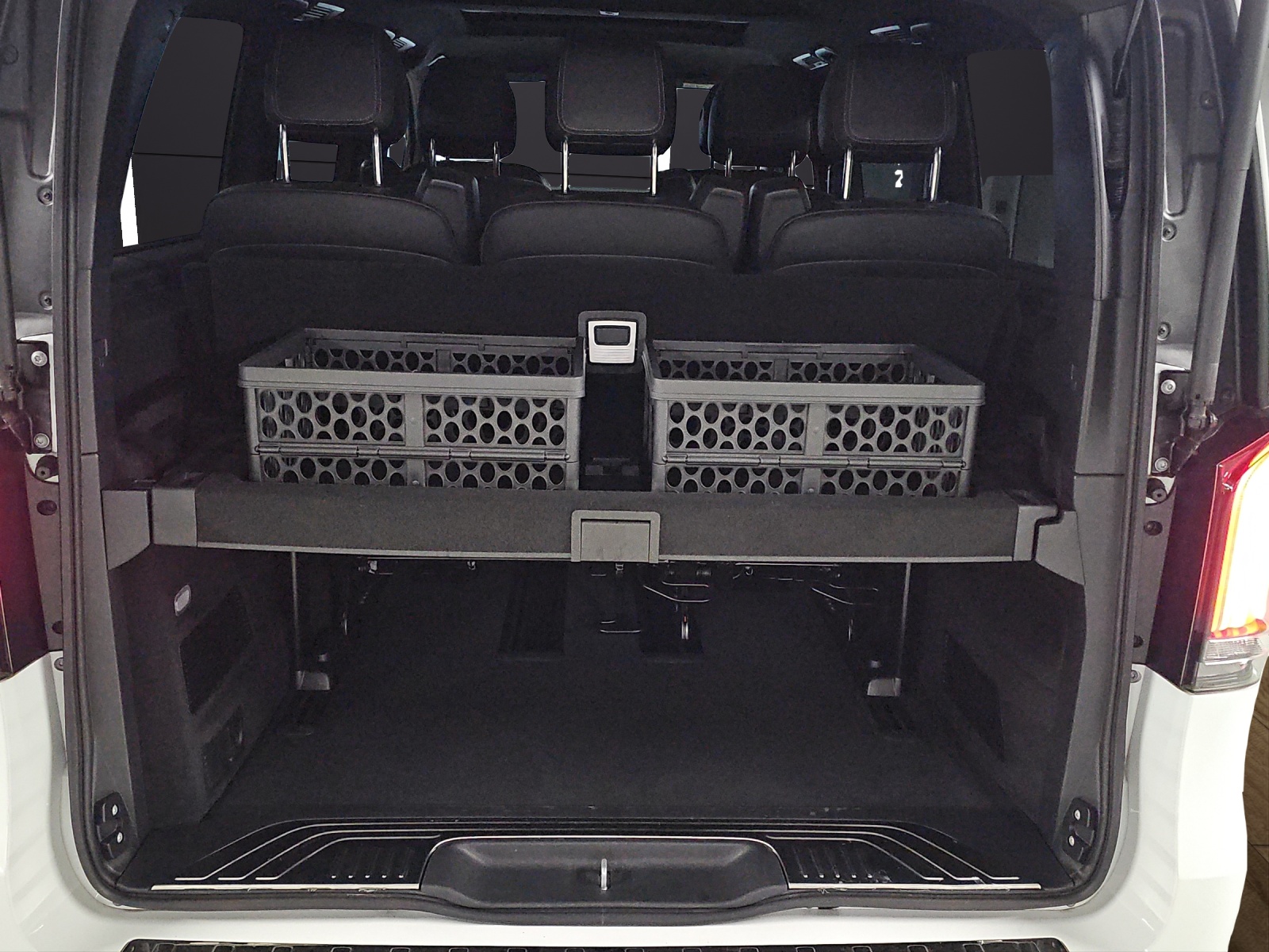 MERCEDES-BENZ V 300 d lang Avantgarde 4Matic 9G-Tronic-image-21
