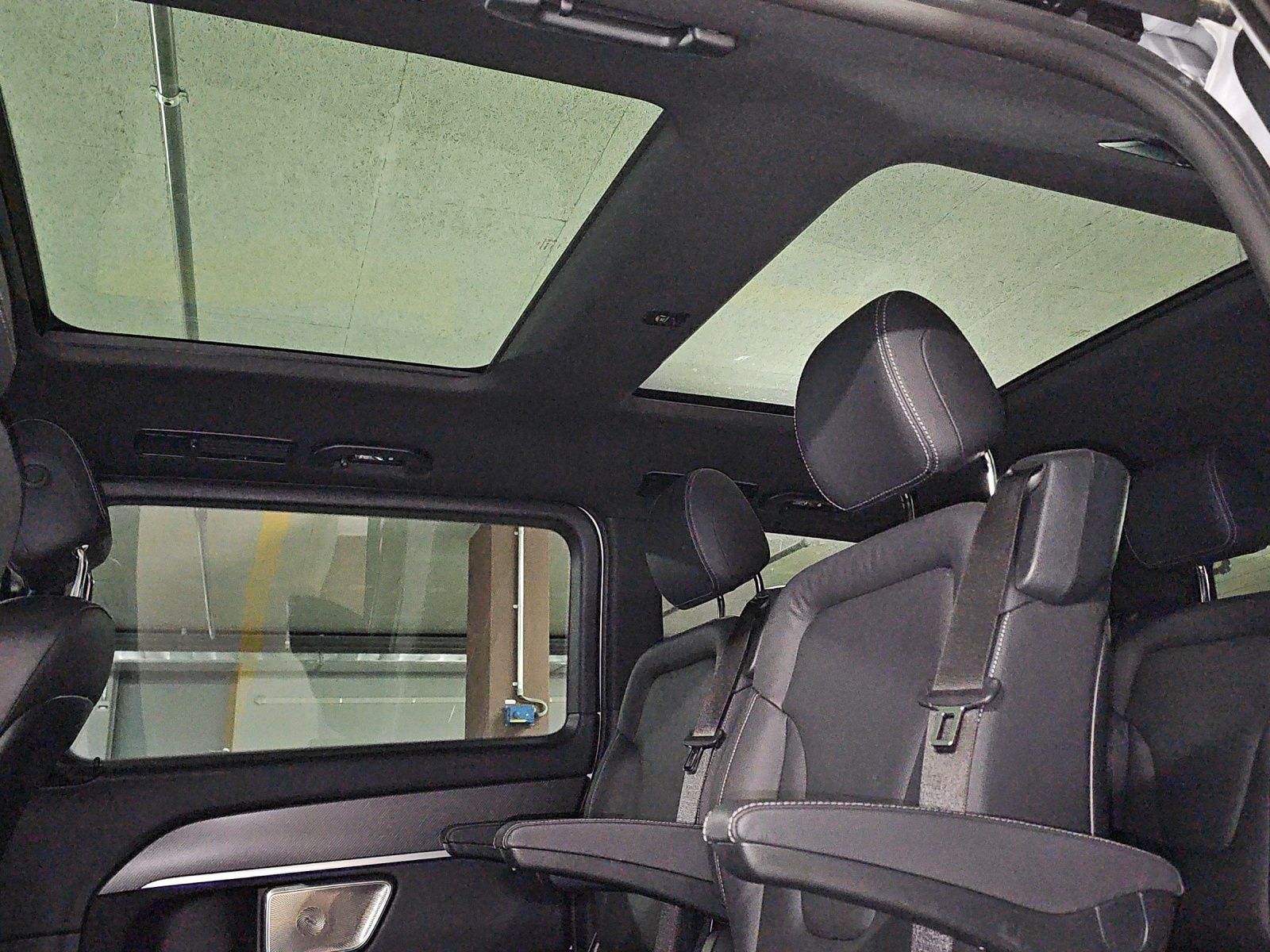 MERCEDES-BENZ V 300 d lang Avantgarde 4Matic 9G-Tronic-image-18