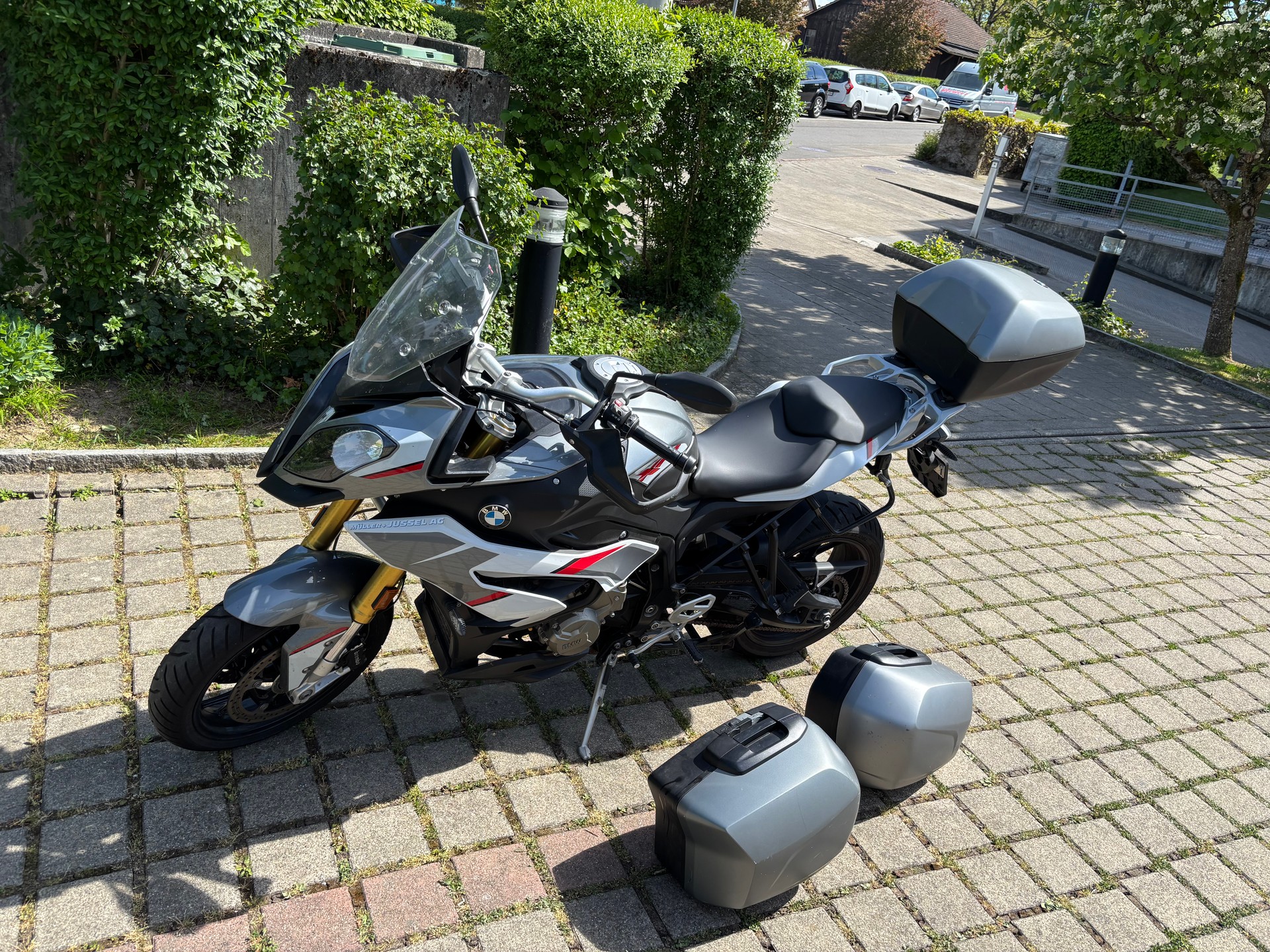 BMW S 1000 XR ABS-image-8